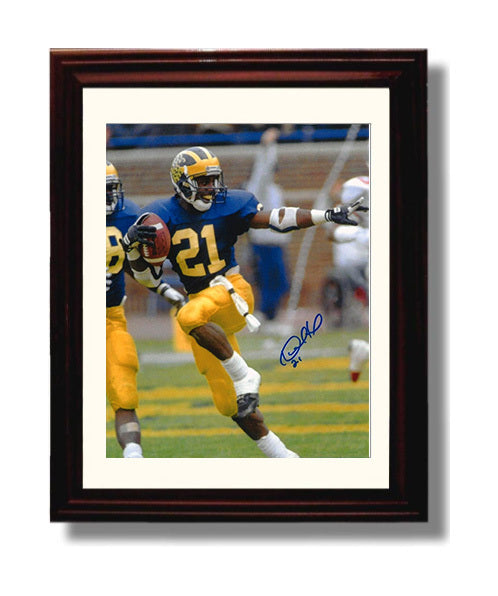 Michigan Football Desmond Howard Heisman Pose Iconic Moment College Football Wall Art 8x10 Beveled Frame wall art print – College Football decor