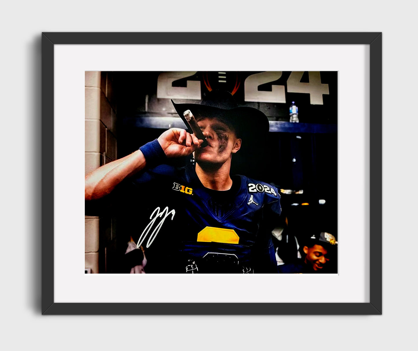 Michigan Football JJ McCarthy Cigar CelebrationVictory Smoke College Football Wall Art 16x20 Gallery Frame wall art print – College Football decor