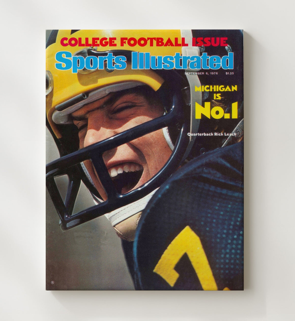 Michigan Football - Rick Leach Quarterback Close-Up No 1 Ranking 1976 SI 8x10 Canvas college football wall art