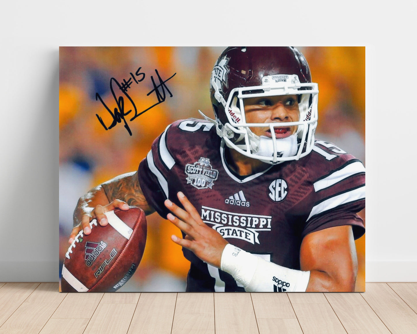Mississippi State Football Dak Prescott Pointing Celebration College Football Wall Art 16x20 Unframed Print wall art print – College Football decor