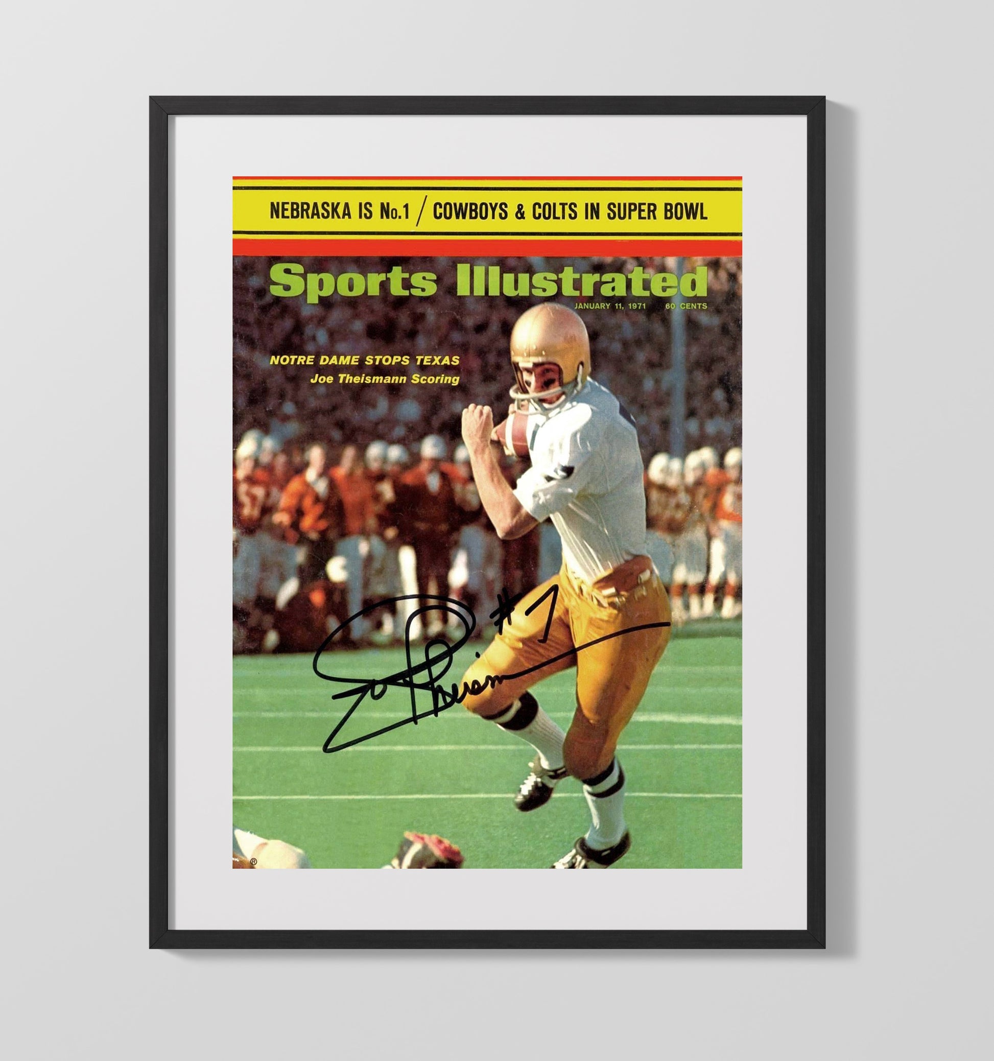 Notre Dame Football Joe Theismann Scoring Run SI Cover 1971 College Football Wall Art 16x20 Gallery Frame wall art print – College Football decor