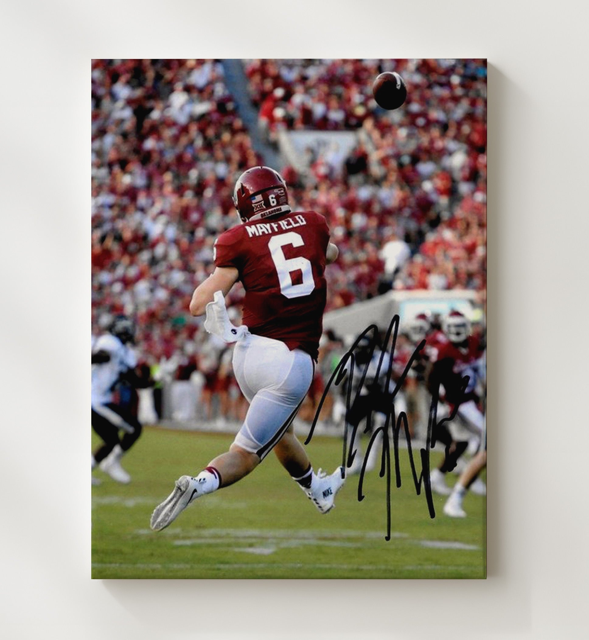 Oklahoma Football - Baker Mayfield Deep Shot 8x10 Canvas college football wall art