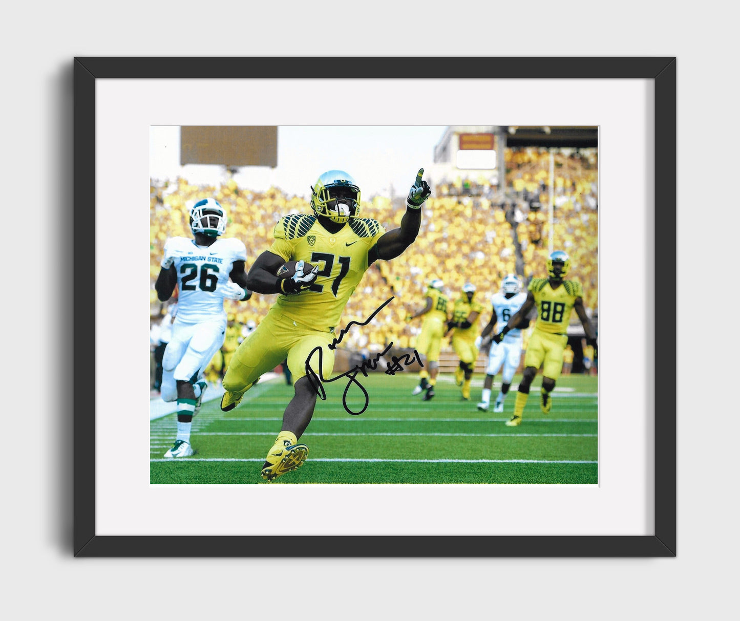 Oregon Football Royce FreemanOpen Field Run College Football Wall Art 16x20 Gallery Frame wall art print – College Football decor
