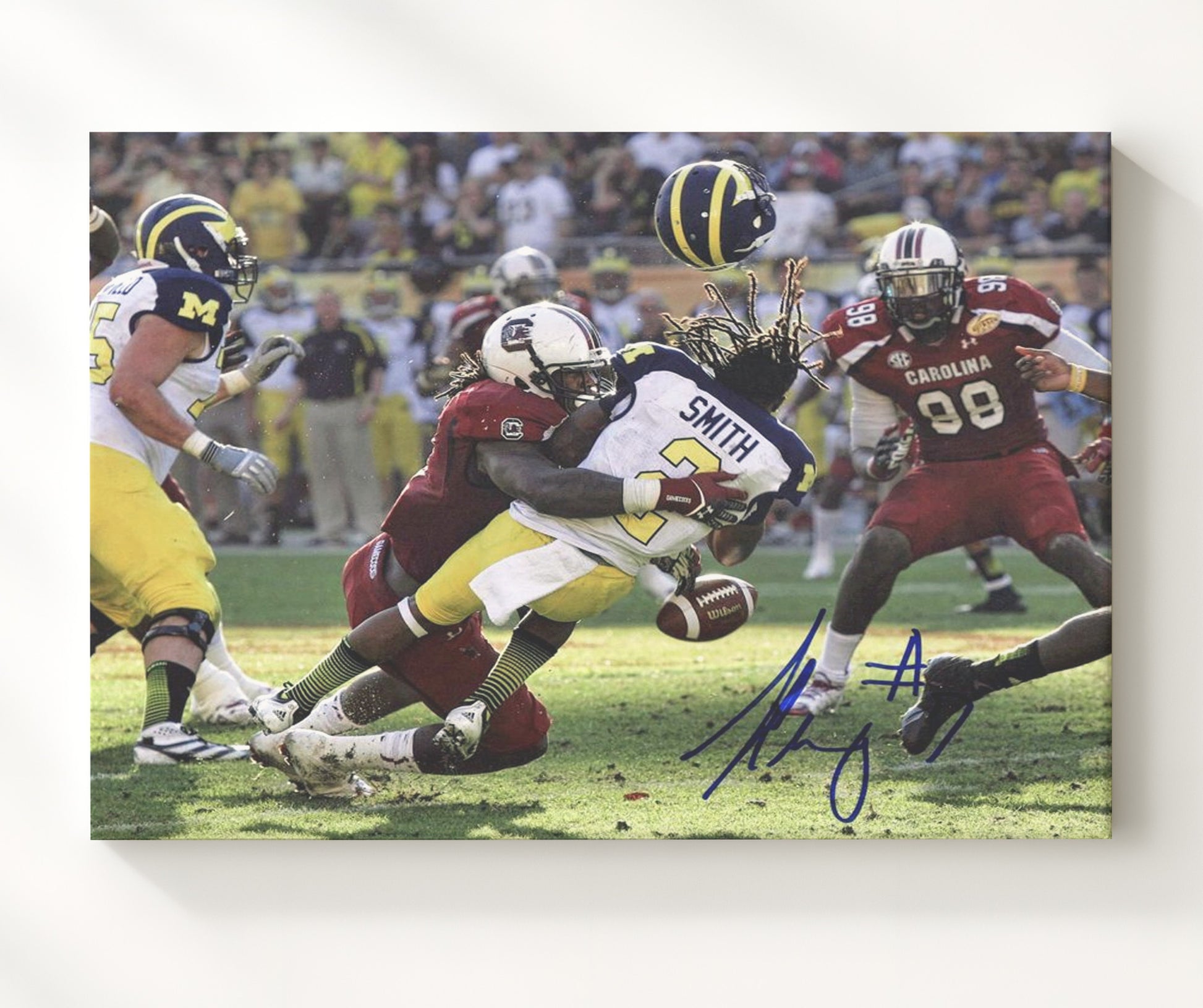 South Carolina Football Jadeveon Clowney Big Hit Play College Football Wall Art 20x24 Canvas wall art print – College Football decor