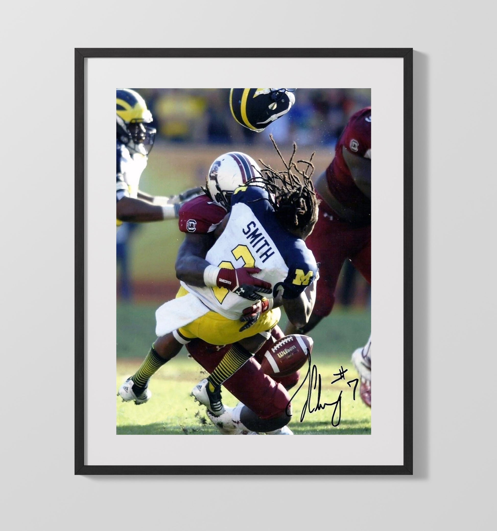 South Carolina Football Jadeveon Clowney The Hit Michigan Impact Play College Football Wall Art 16x20 Gallery Frame wall art print – College Football decor