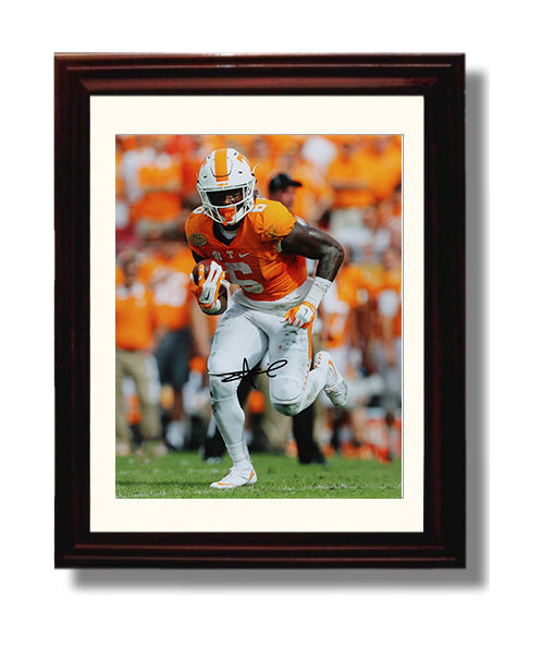 Tennessee Football Alvin Kamara Breakaway Run College Football Wall Art 8x10 Beveled Frame wall art print – College Football decor