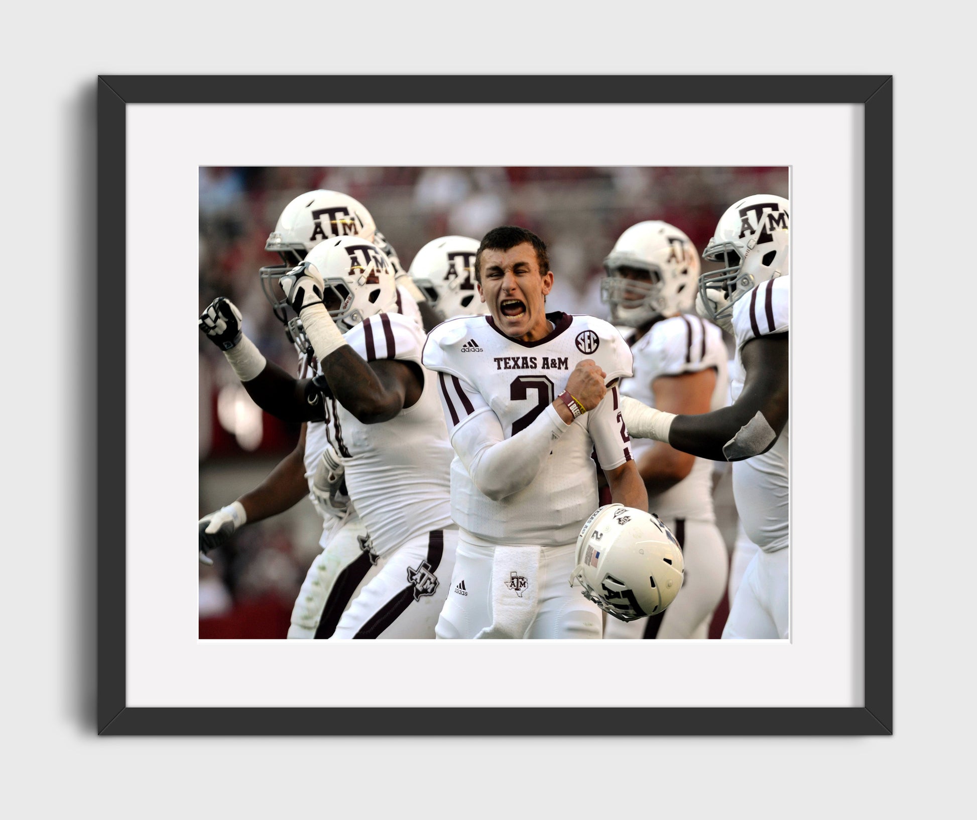 Texas AandM Football Johnny Manziel Emotional Sideline Celebration College Football Wall Art 16x20 Gallery Frame wall art print – College Football decor