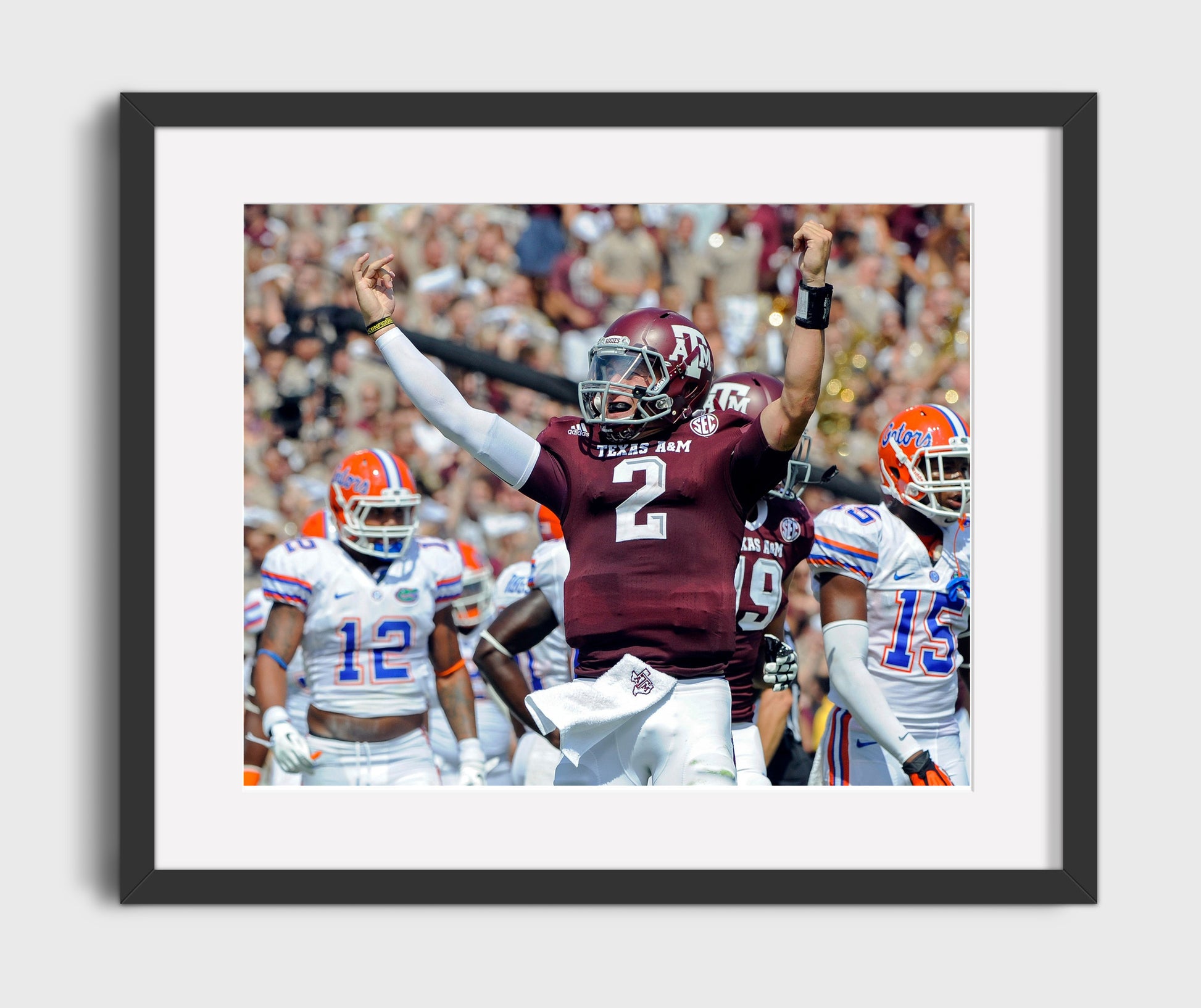 Texas AandM Football Johnny Manziel Signature Money Celebration College Football Wall Art 16x20 Gallery Frame wall art print – College Football decor