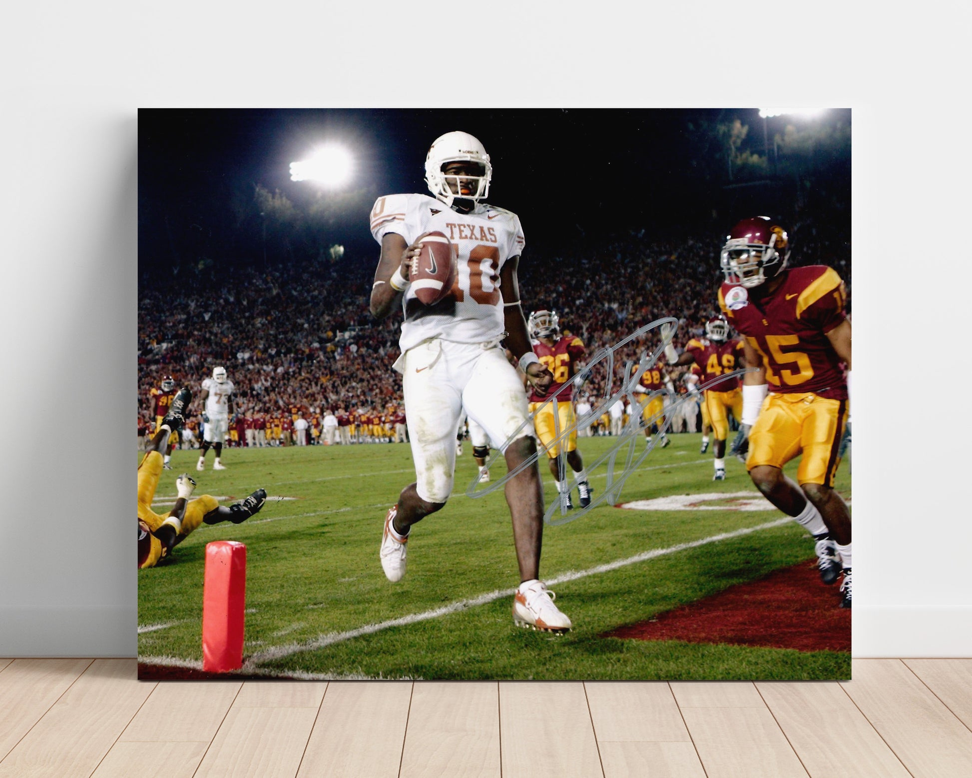 Texas Football Vince Young Goal Line Championship Run College Football Wall Art 16x20 Unframed Print wall art print – College Football decor