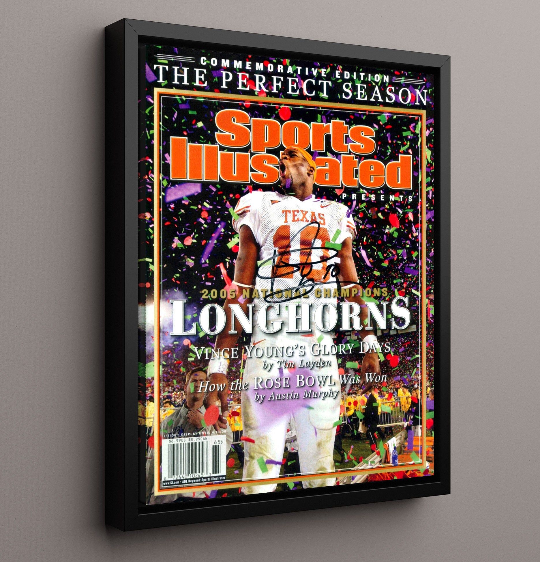 Texas Football Vince Young National Championship Celebration SI Cover 2005 College Football 16x20 Framed Canvas wall art print – College Football decor