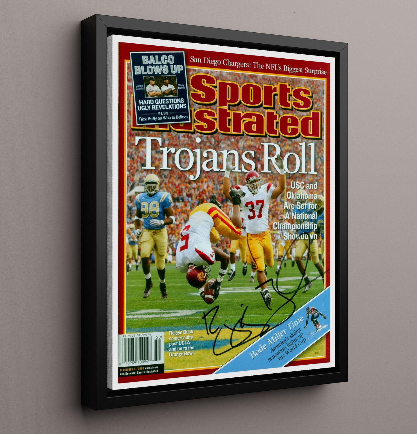 USC Football Reggie Bush Trojans Roll Orange Bowl Breakaway 2004 SI Cover College Football 16x20 Framed Canvas wall art print – College Football decor