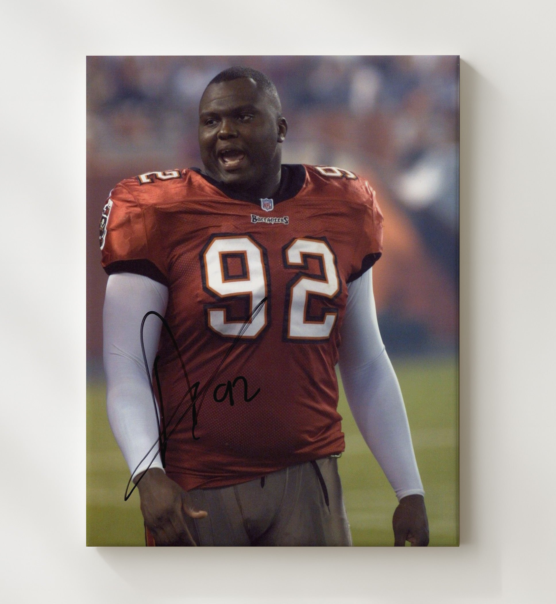 Anthony McFarland - Tampa football Defensive Tackle Sideline Portrait Vintage Football Wall Art - 20x24 Canvas football decor