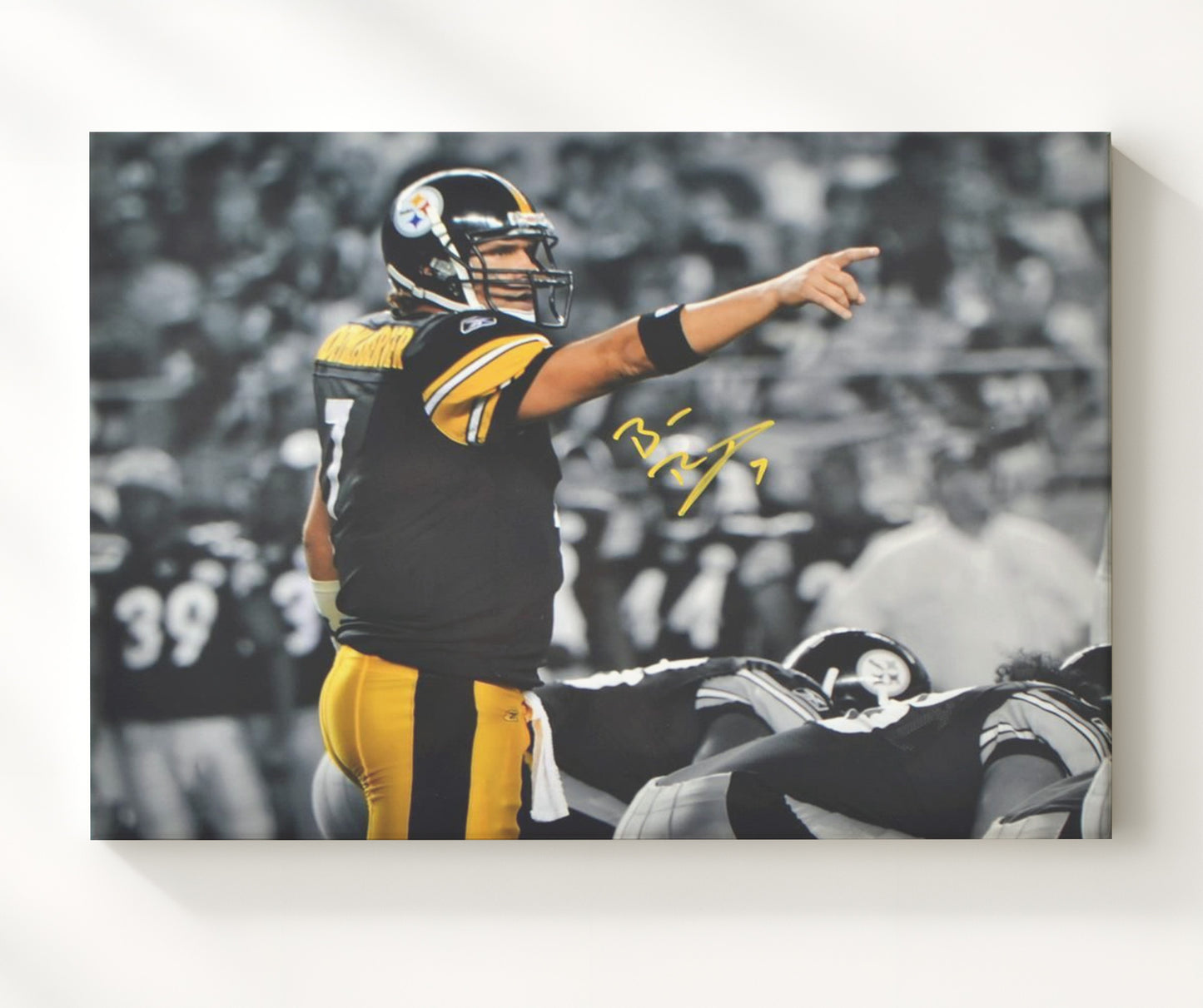 Ben Roethlisberger - Pittsburgh Football Quarterback Pointing Play Football Wall Art - football wall art print