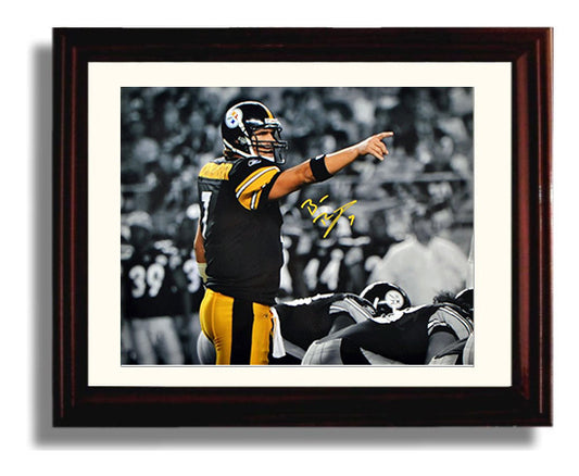 Ben Roethlisberger - Pittsburgh Football Quarterback Pointing Play 8x10 Canvas vintage football wall art