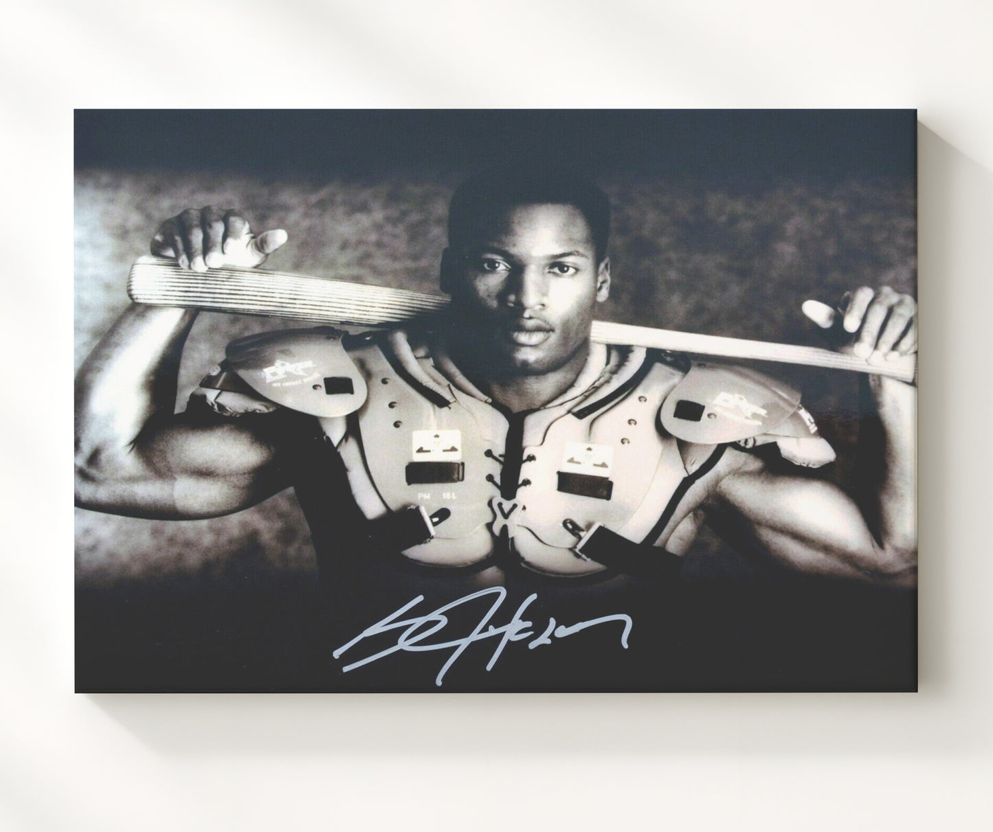 Bo Jackson Los Angeles Power Running Football Wall Art 16x20 Canvas Wall Art wall art print - Football decor