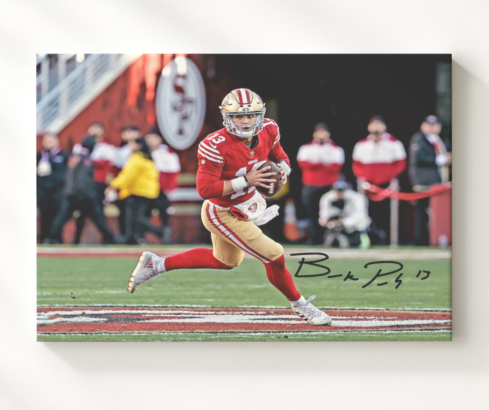Brock Purdy - San Francisco Football Quarterback Scramble Run Vintage Football Wall Art - 20x24 Canvas football decor
