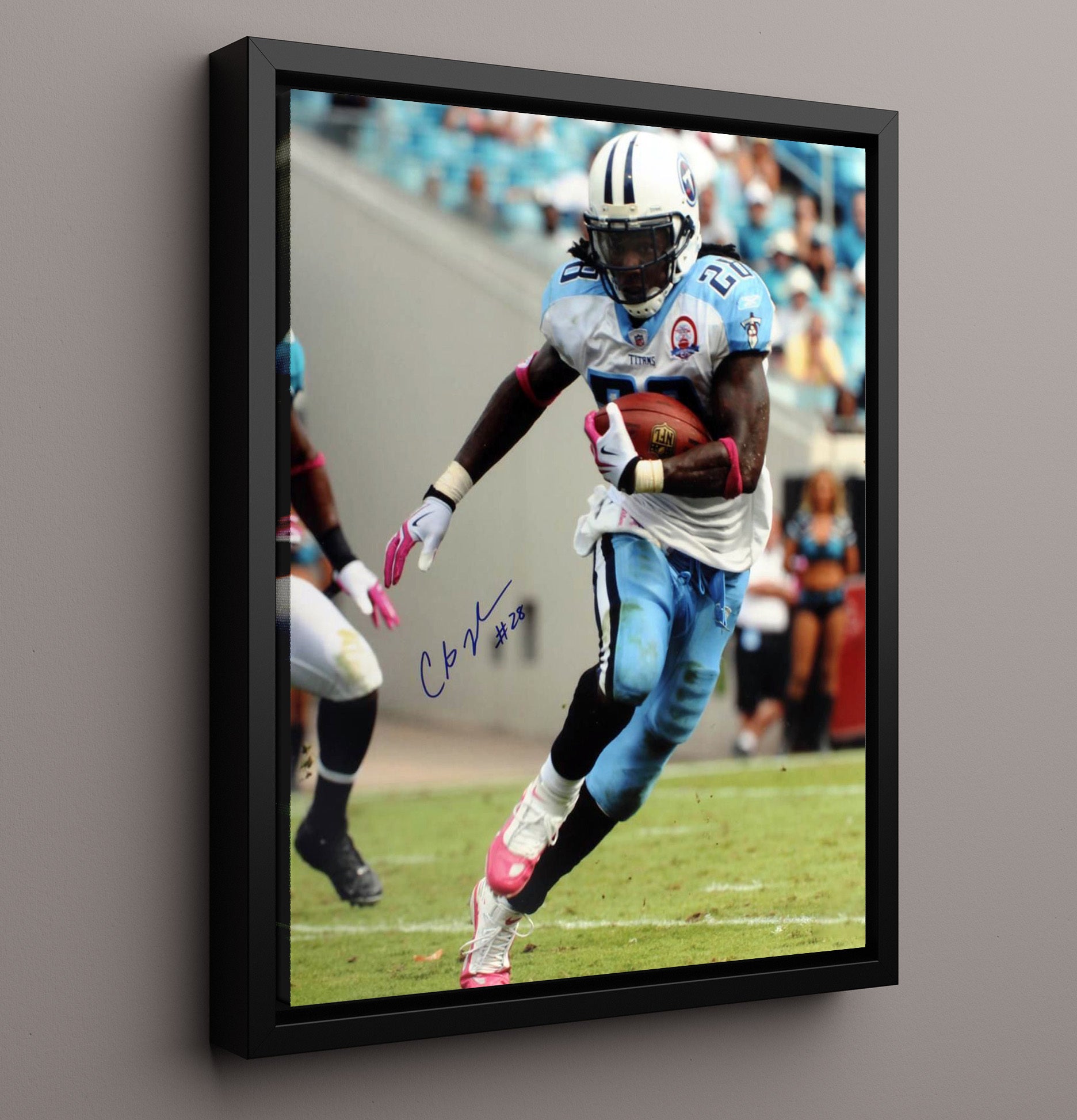 Chris Johnson - Tennessee football Running Back Sprint Carry Vintage Football Wall Art - 16x20 Framed Canvas football decor