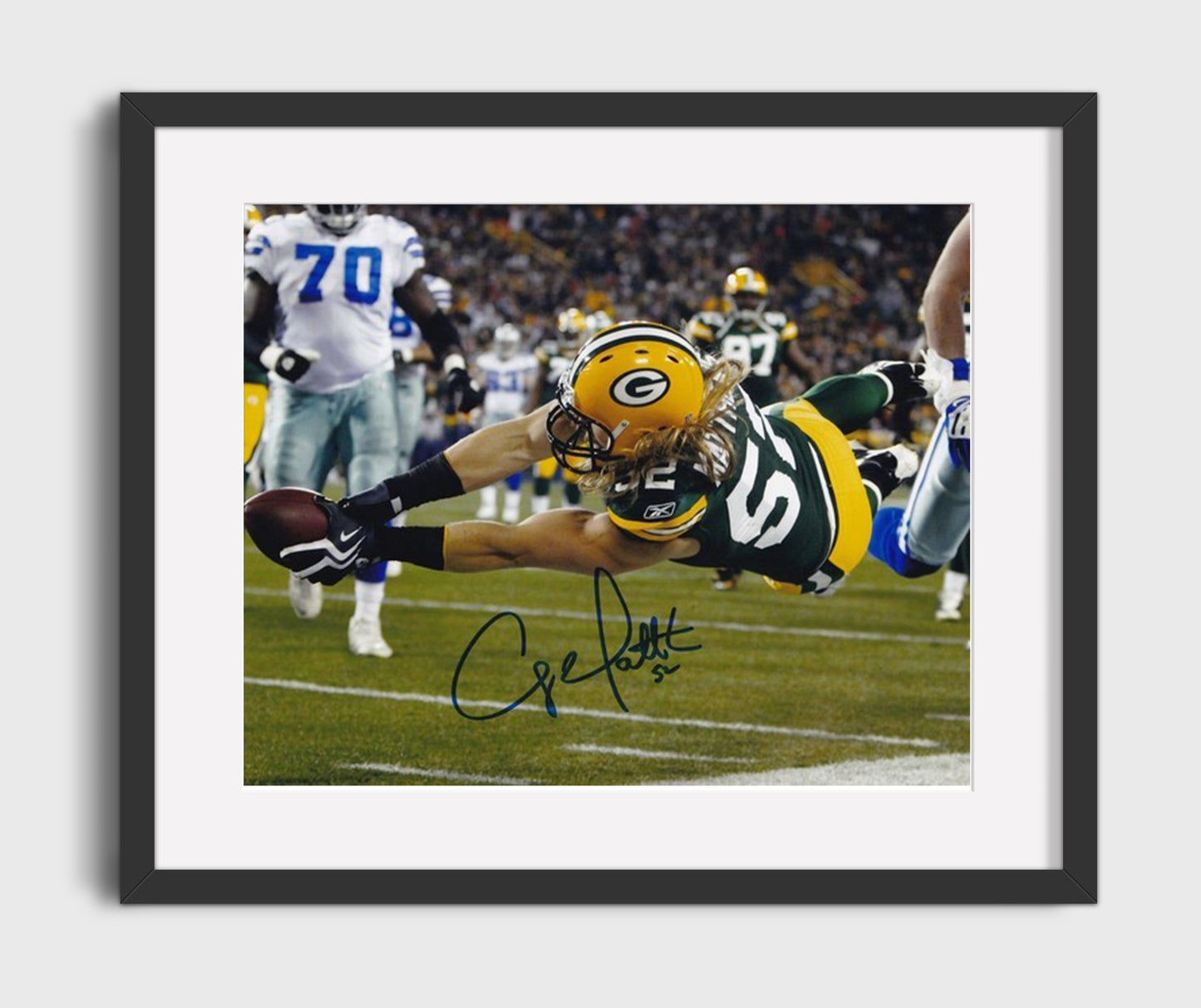 Clay Matthews Green Bay Diving Touchdown Return Football Wall Art 16x20 Gallery Framed Artwork wall art print - Football decor