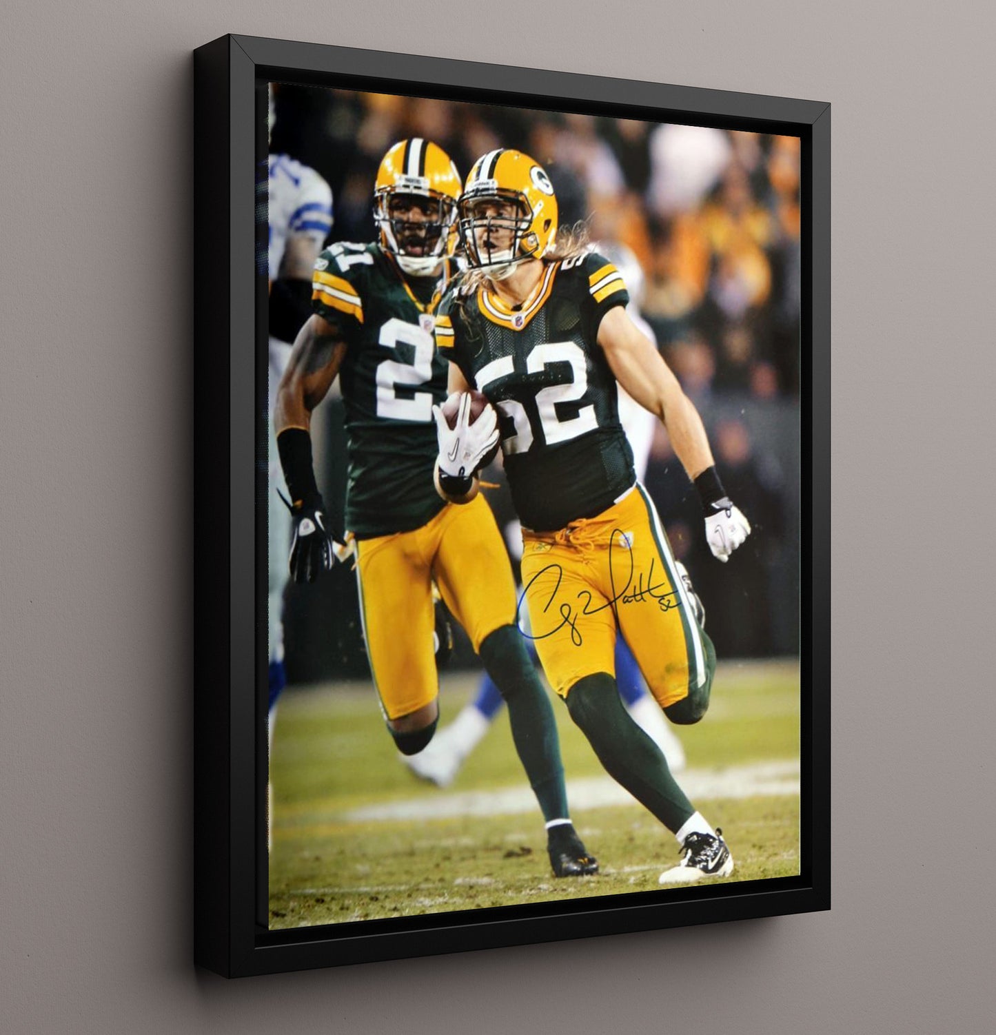 Clay Matthews - Green Bay Football Defensive Return Run Football Wall Art - football wall art print