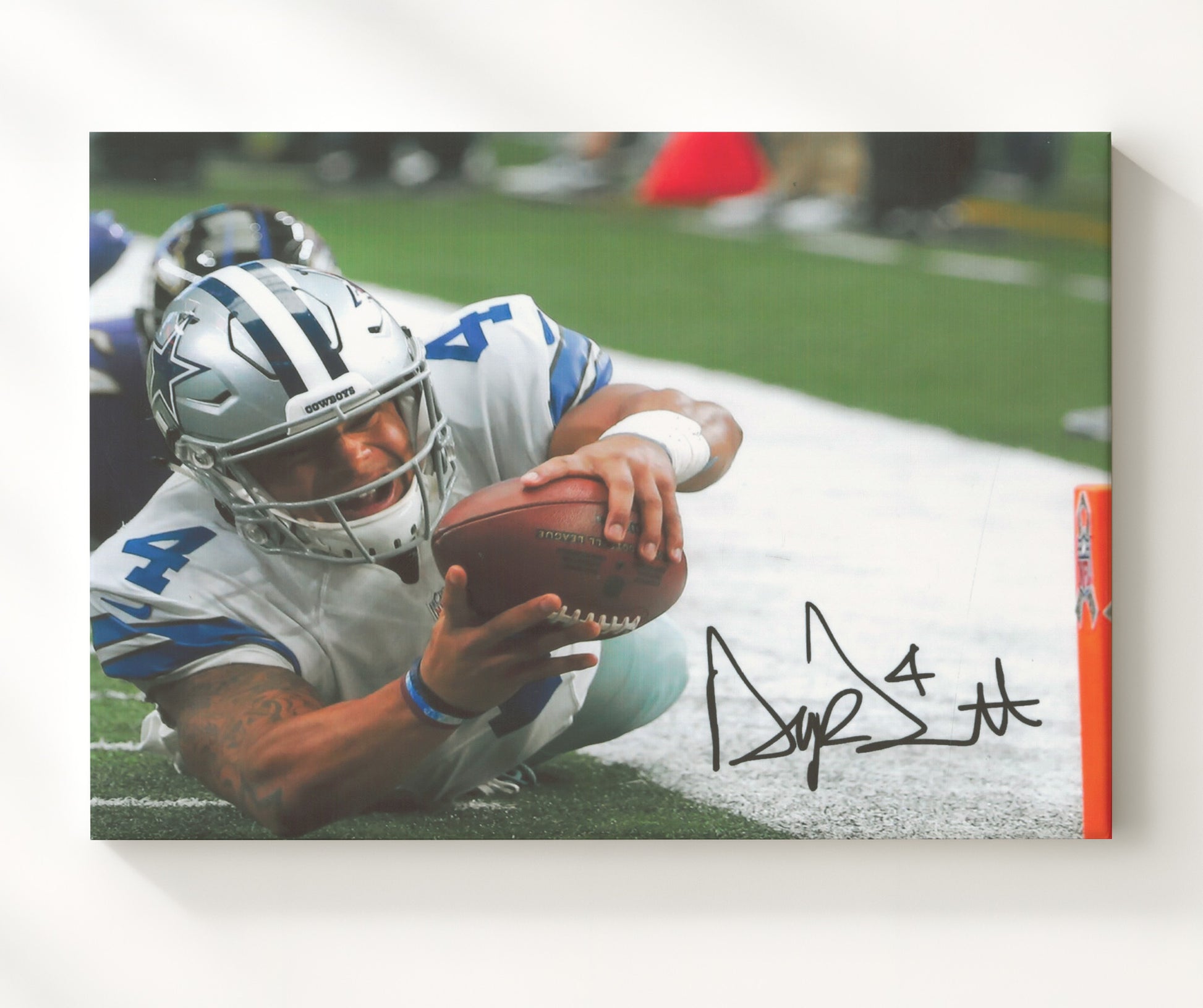 Dak Prescott Dallas Quarterback End Zone Reach Touchdown Football Wall Art 16x20 Canvas Wall Art wall art print - Football decor