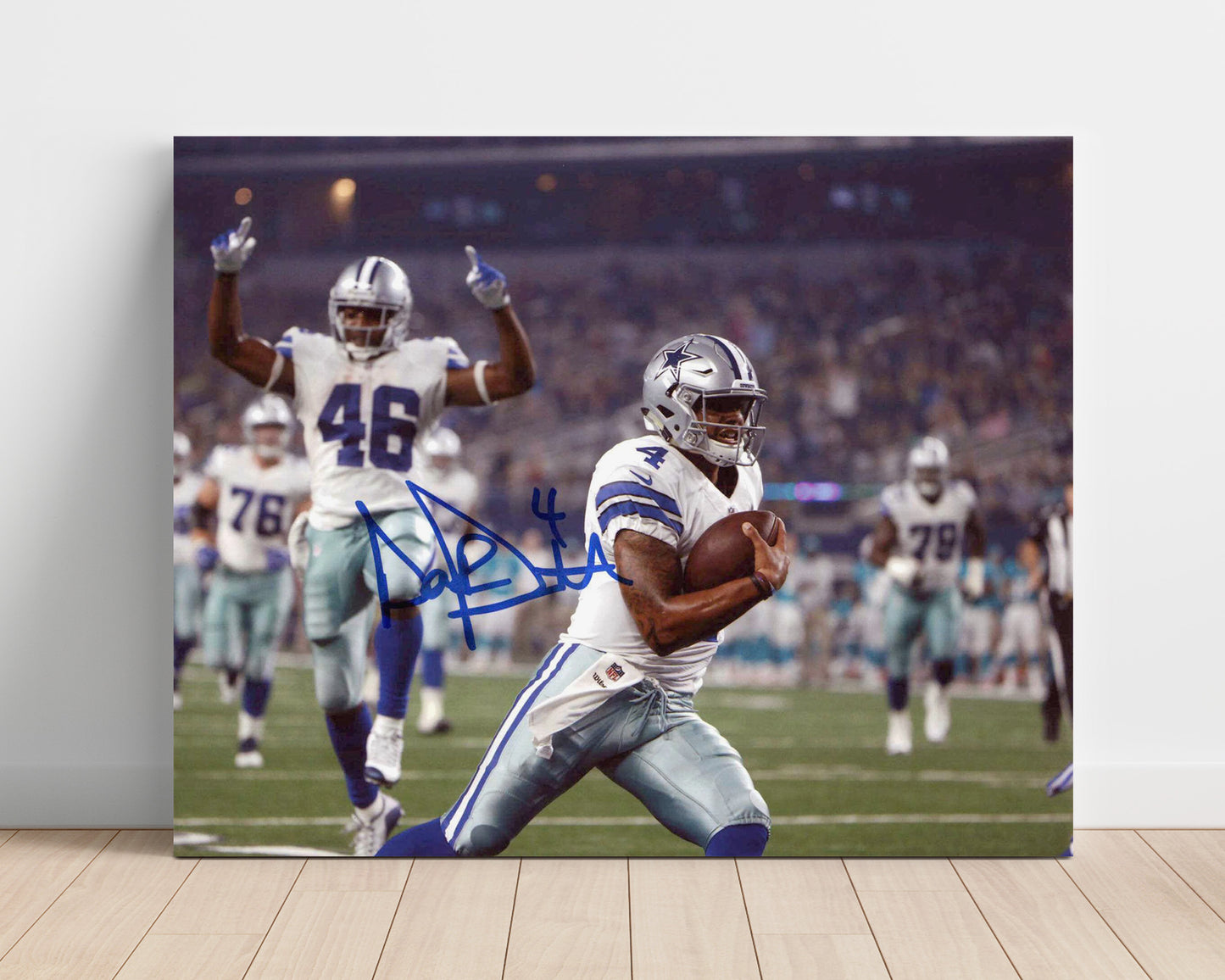 Dak Prescott - Dallas Football Quarterback Scramble Run Vintage Football Wall Art - 16x20 Unframed Print football decor