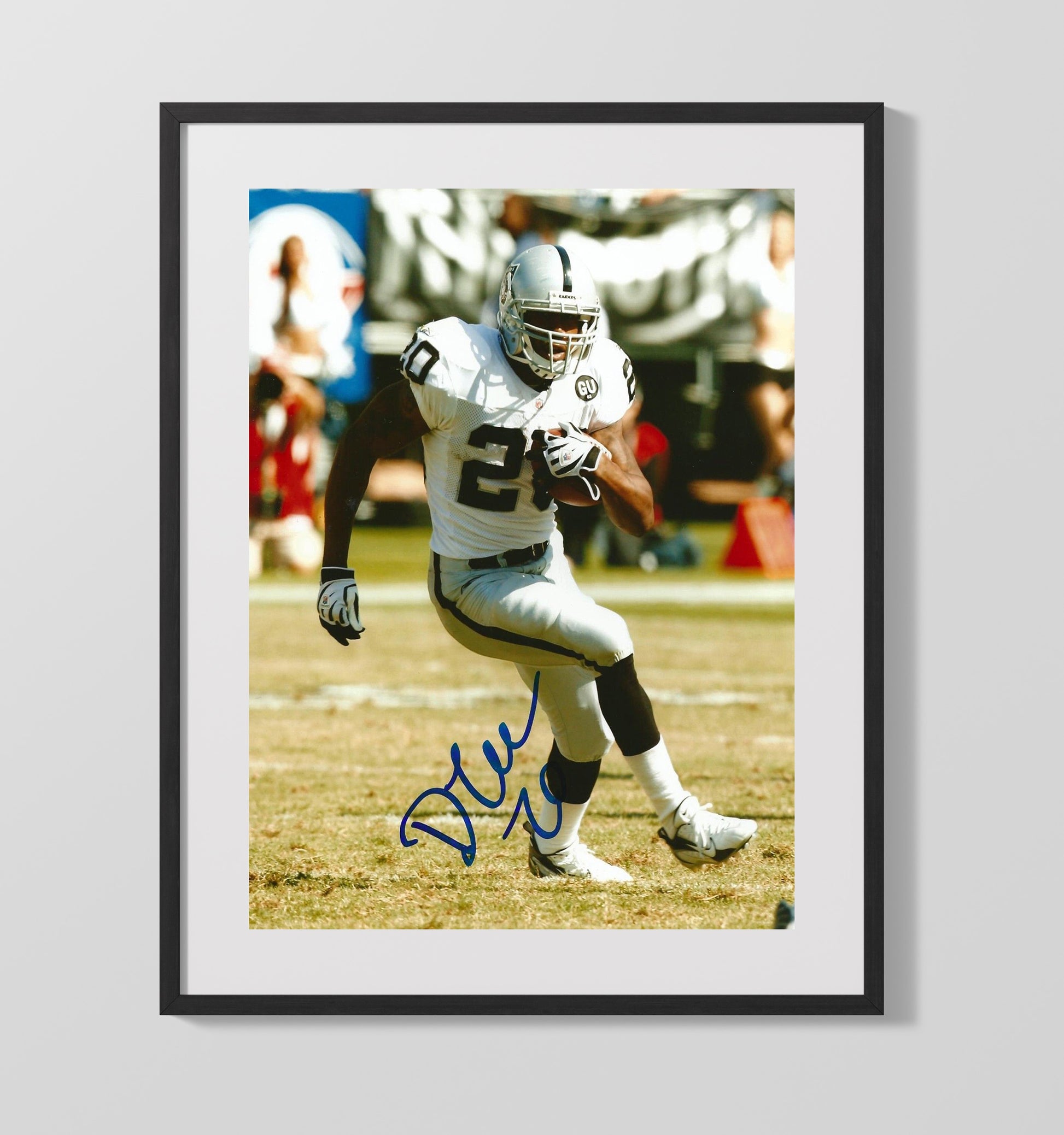 Darren McFadden - Oakland Football Running Back Breakaway Run Vintage Football Wall Art - 16x20 Gallery Frame football decor