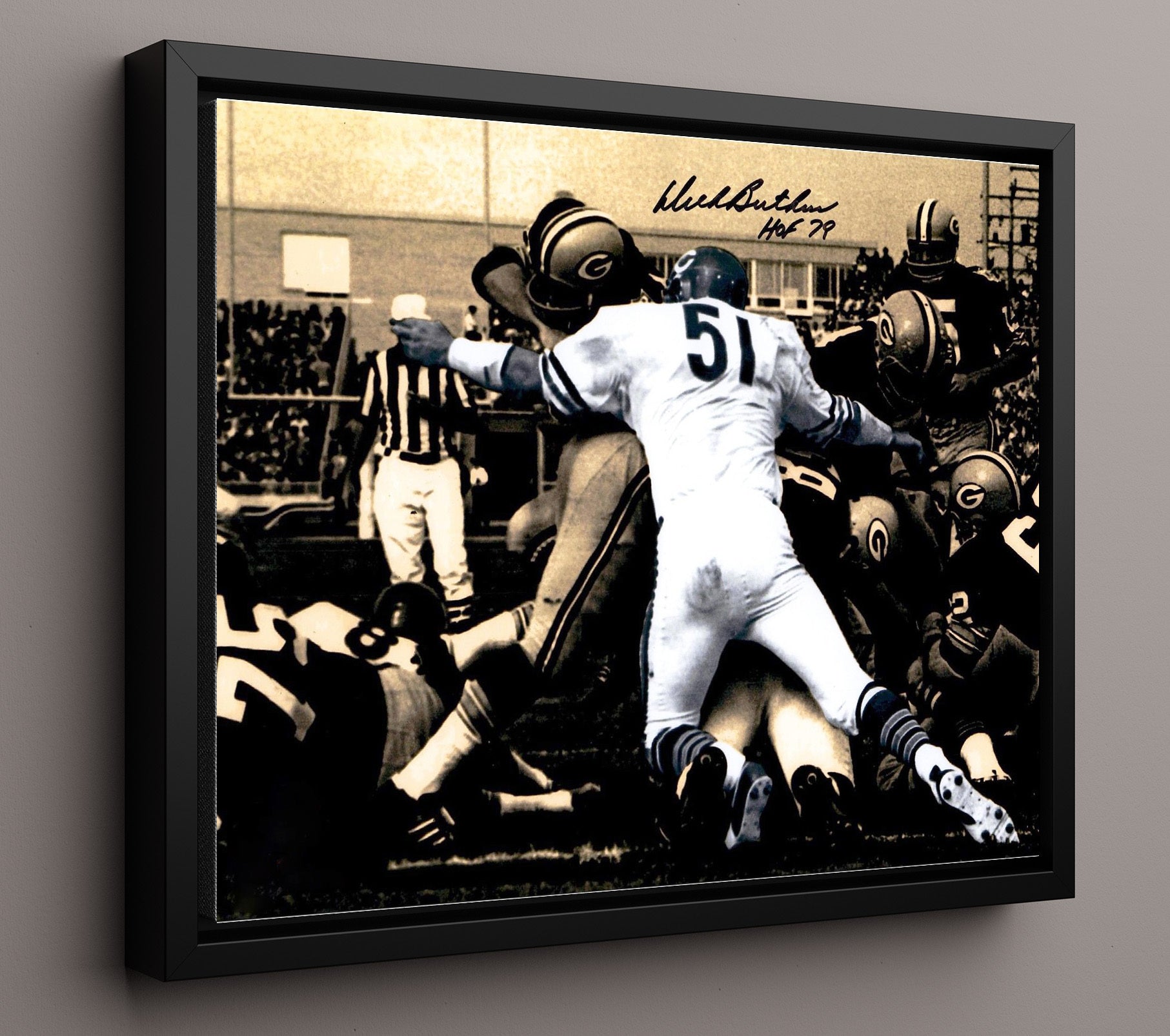Dick Butkus - Chicago Football Defensive Tackle 1960s Vintage Football Wall Art - 16x20 Framed Canvas football decor
