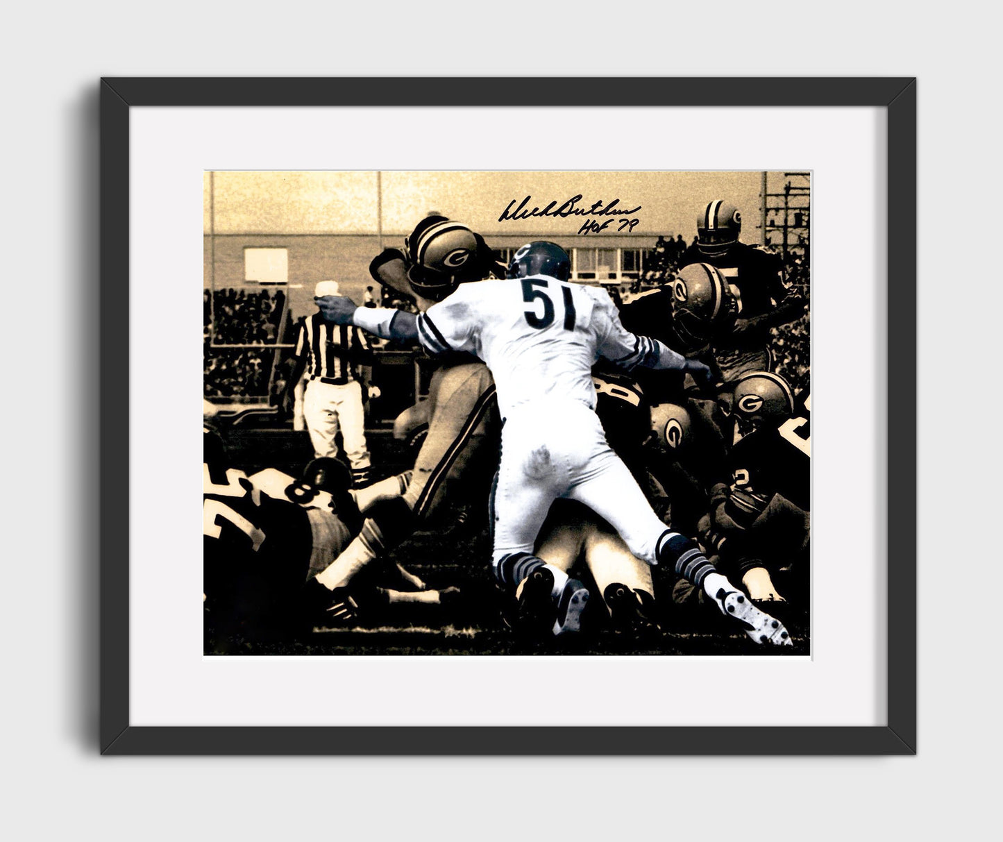 Dick Butkus Chicago Defensive Tackle 1960s Football Wall Art 16x20 Gallery Framed Artwork wall art print - Football decor