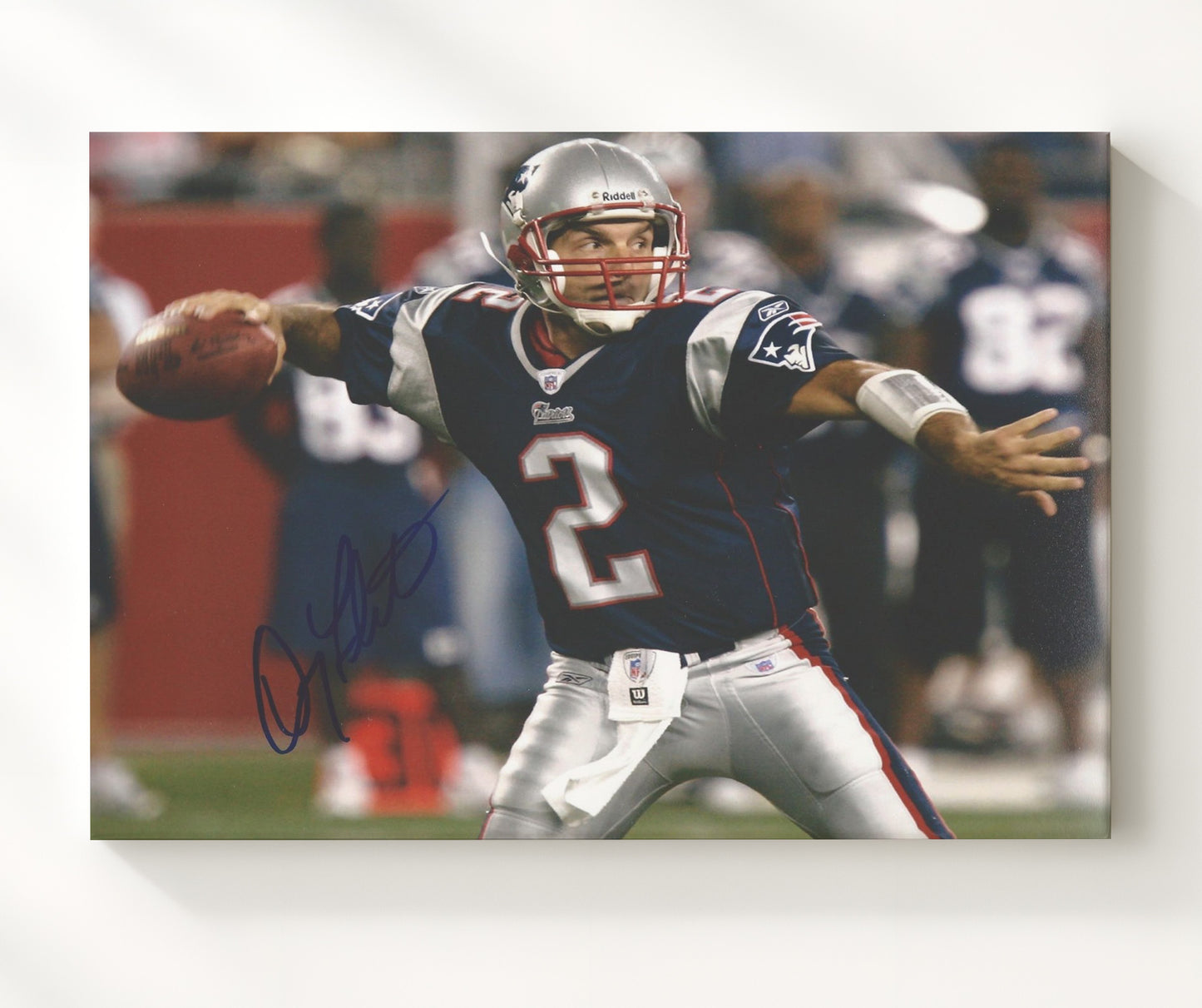 Doug Flutie New England Quarterback Mid Pass Football Wall Art 16x20 Canvas Wall Art wall art print - Football decor