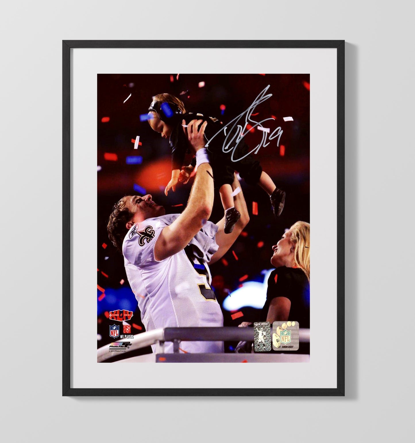 Drew Brees - New Orleans football Super Bowl XLIV Celebration Lifting Son Vintage Football Wall Art - 16x20 Gallery Frame football decor