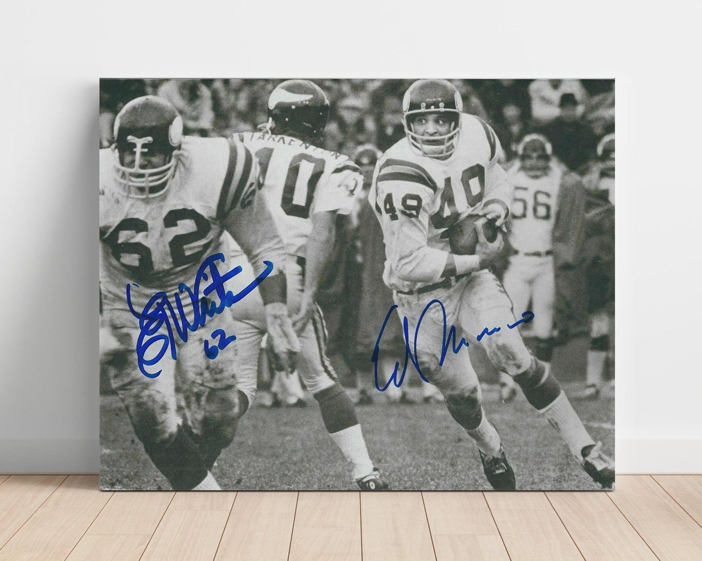 Ed Marinaro and Ed White - Minnesota Football Run Behind Blocker Vintage Football Wall Art - 16x20 Unframed Print football decor