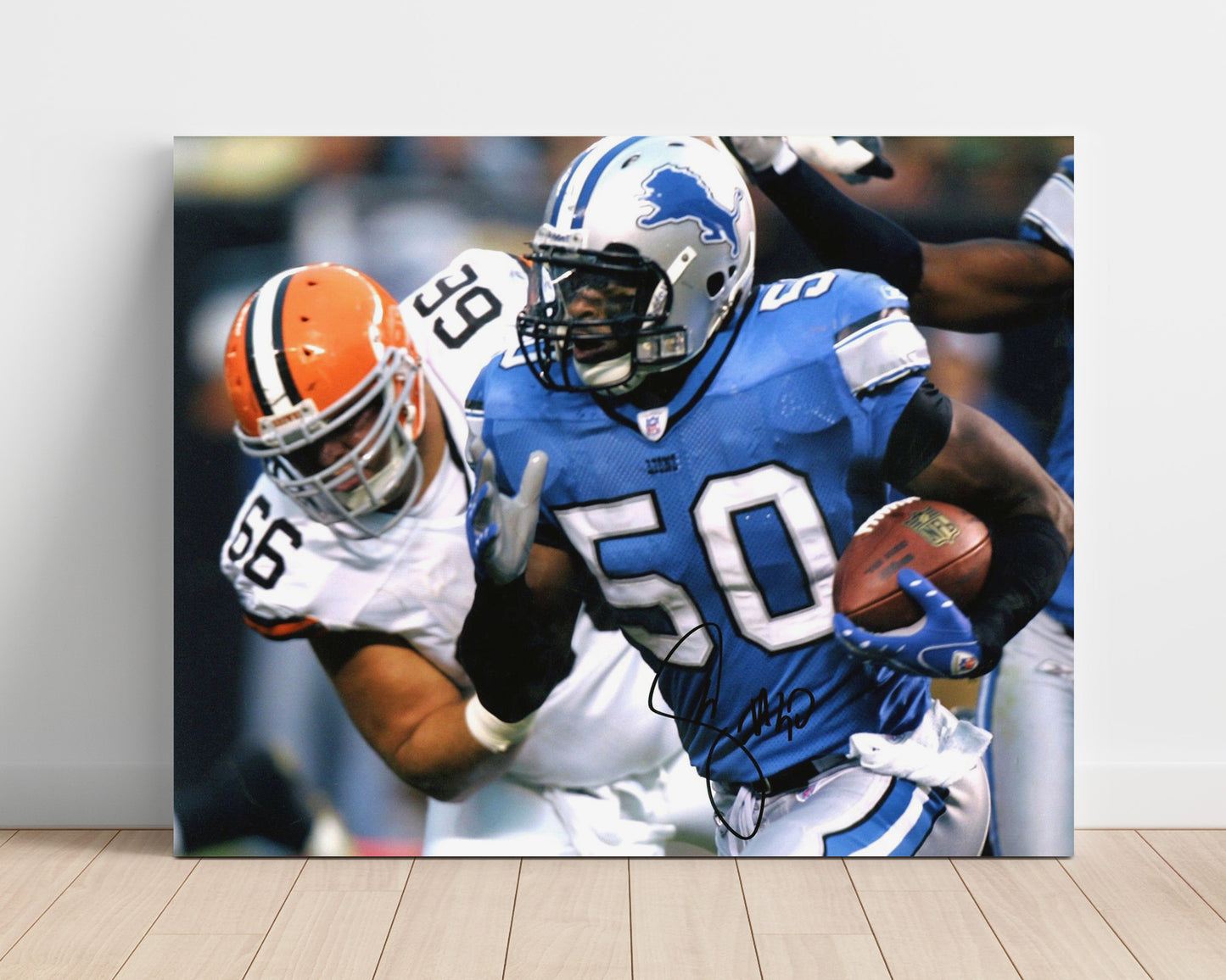 Ernie Sims - Detroit Football Linebacker Run with Ball Football Wall Art - football wall art print