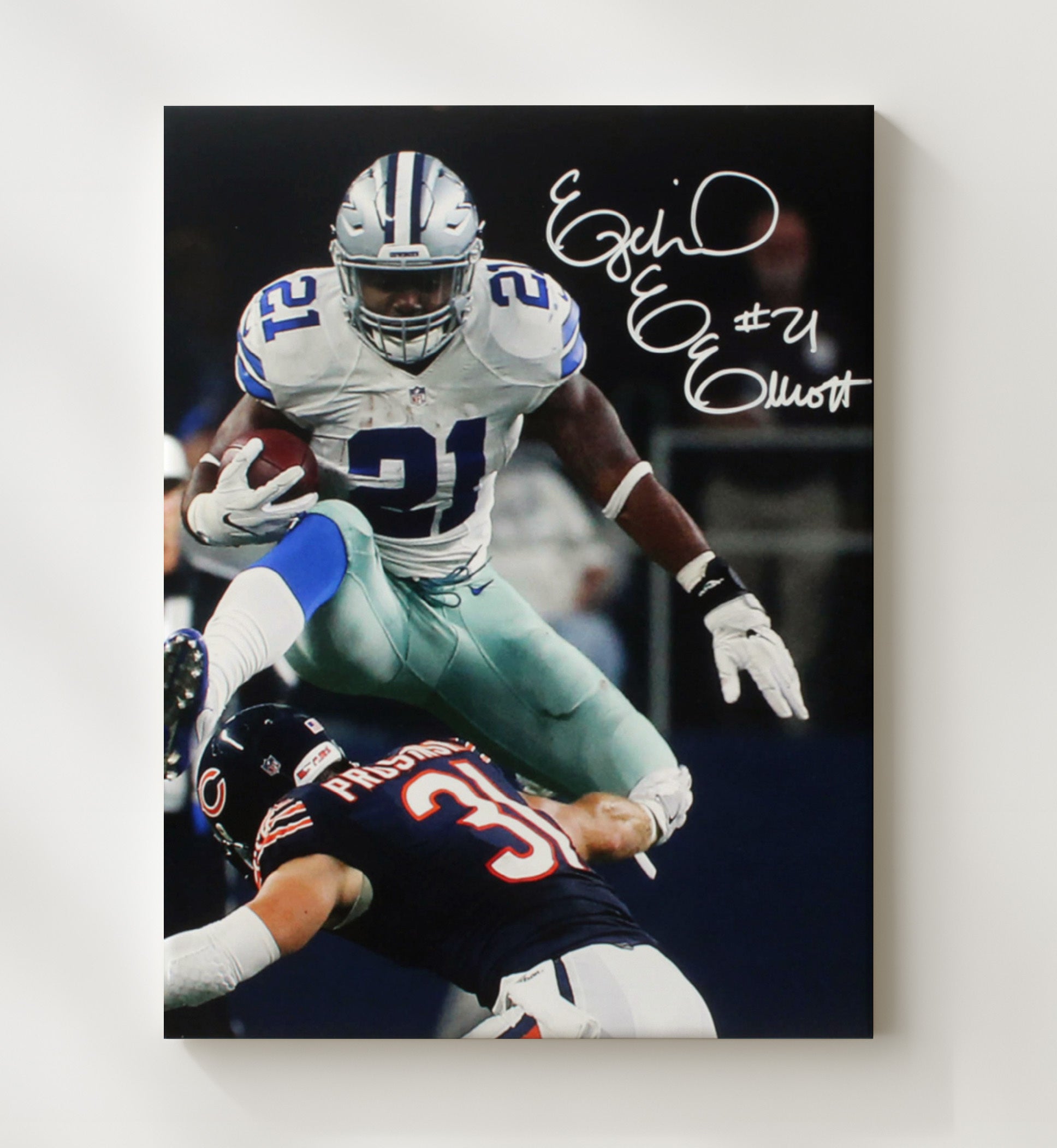 Ezekiel Elliott - Zeke Hurdle Vintage Football Wall Art - 20x24 Canvas football decor