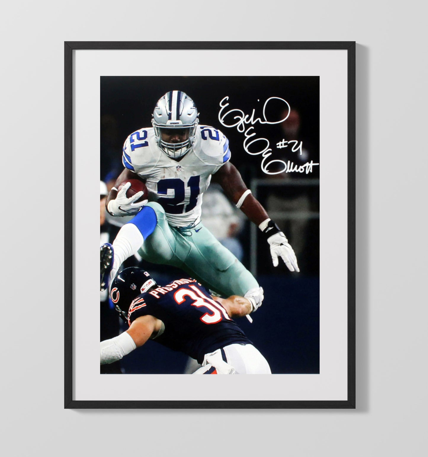 Ezekiel Elliott - Zeke Hurdle Vintage Football Wall Art - 16x20 Gallery Frame football decor