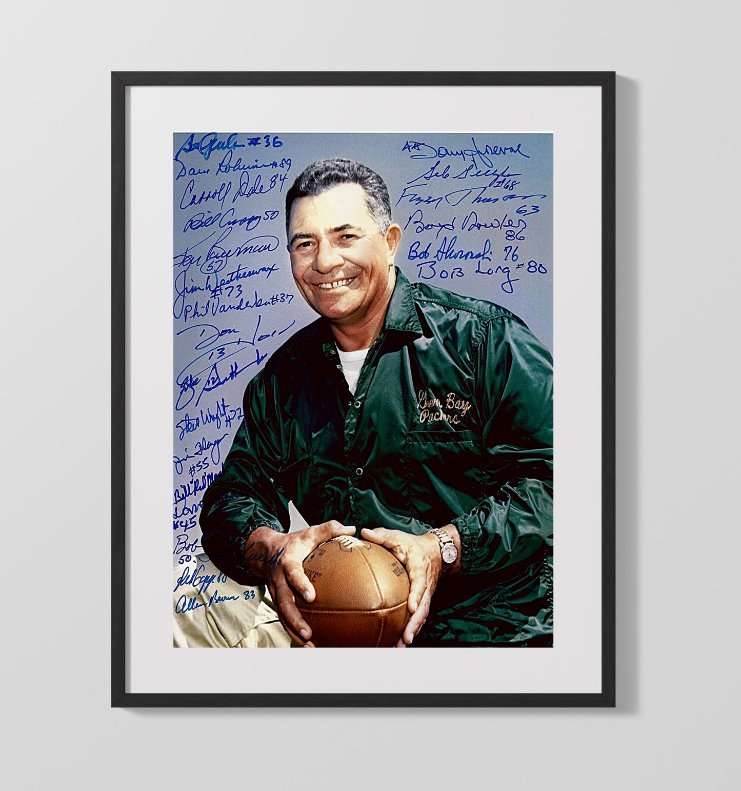 Green Bay Football - Vince Lombardi 1966 Team Portrait Signed Vintage Football Wall Art - 16x20 Gallery Frame football decor