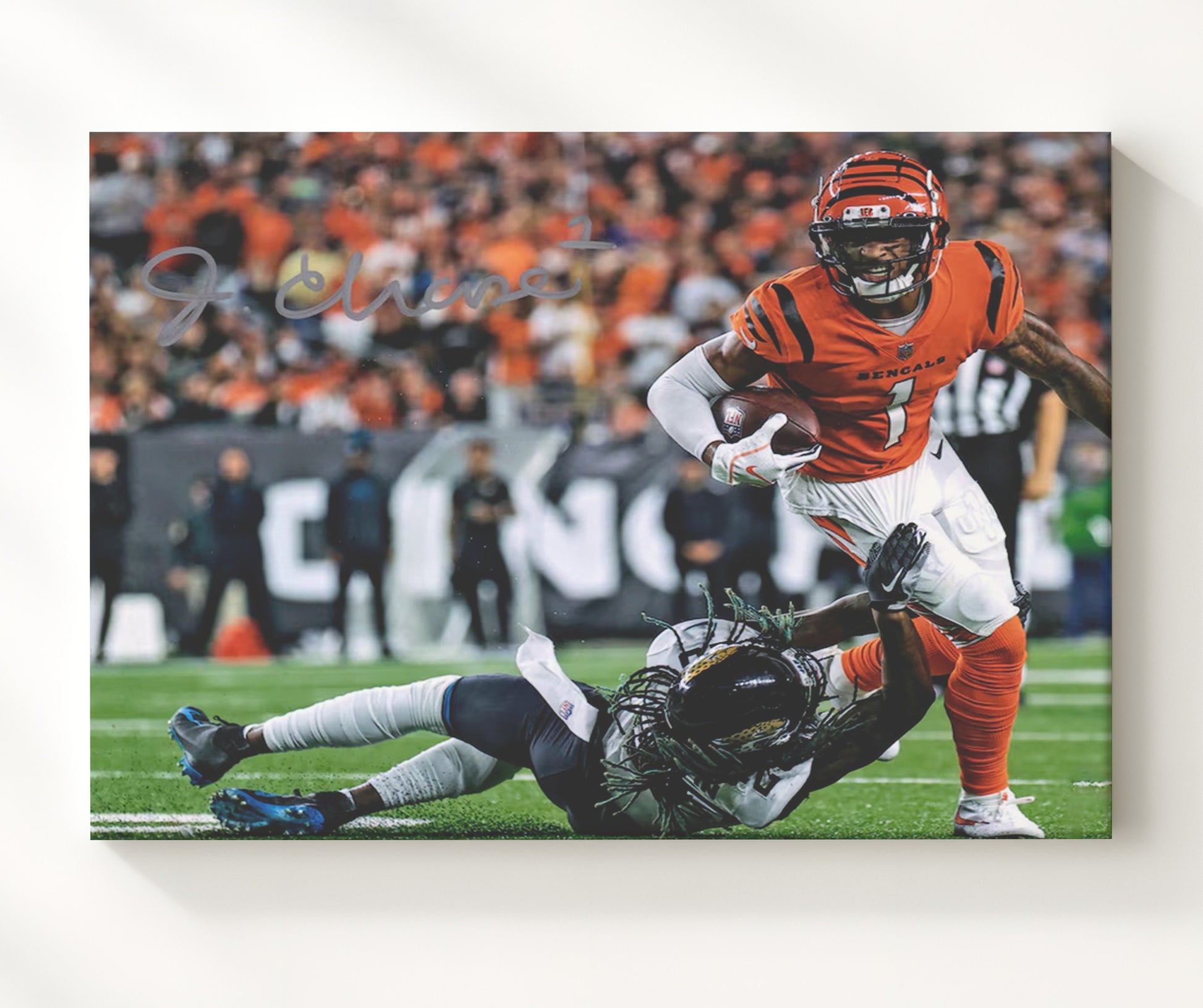 JaMarr Chase Breaks Tackle - Untouchable Vintage Football Wall Art - 20x24 Canvas football decor