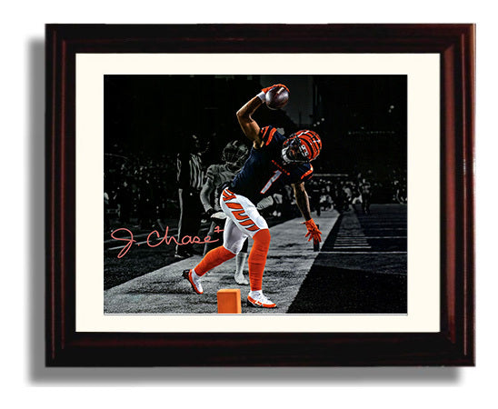 Jamarr Chase Spike - End Zone Thunder Football Wall Art - football wall art print