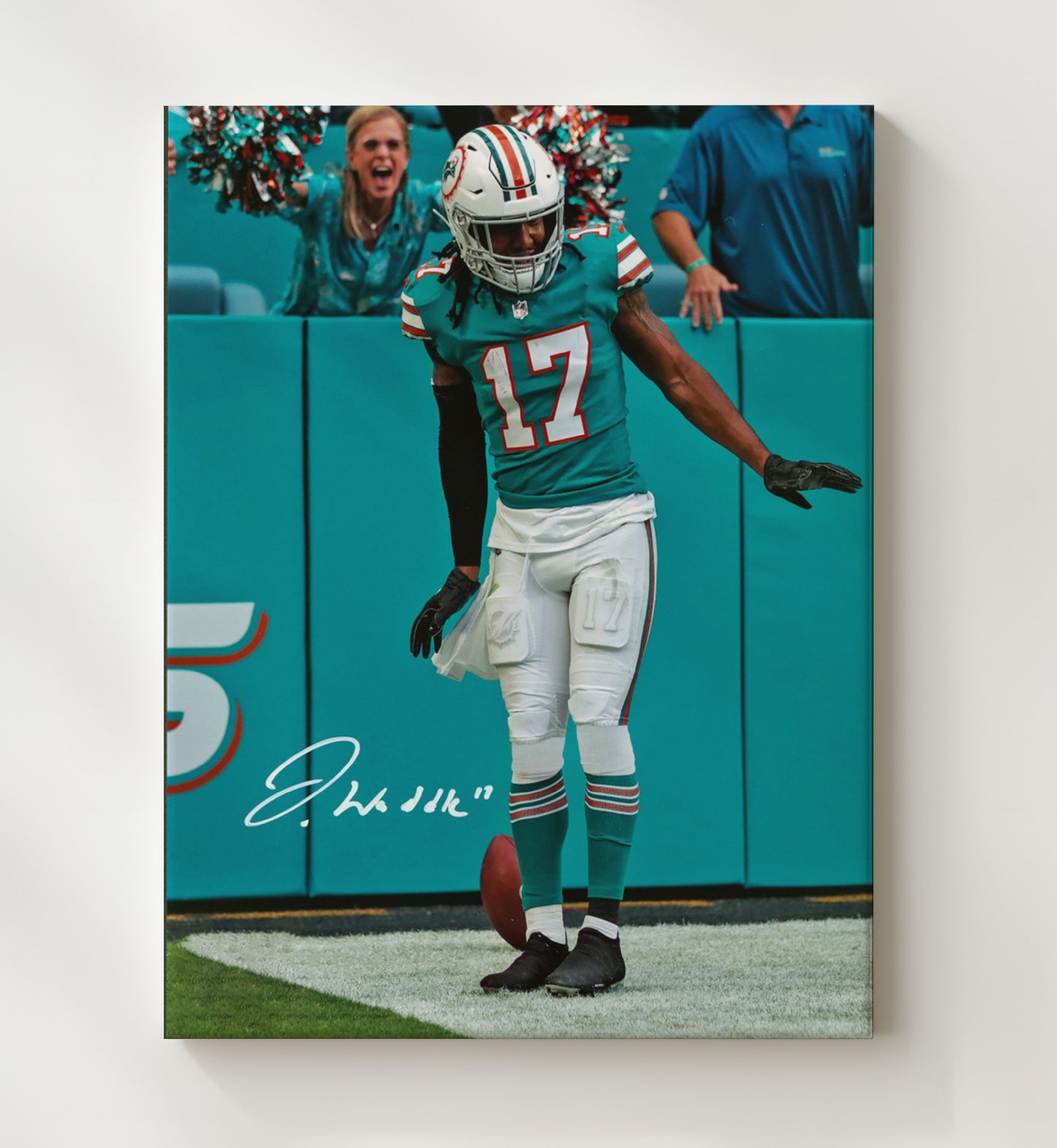 Jaylen Waddle - Waddle Dance Football Wall Art - football wall art print