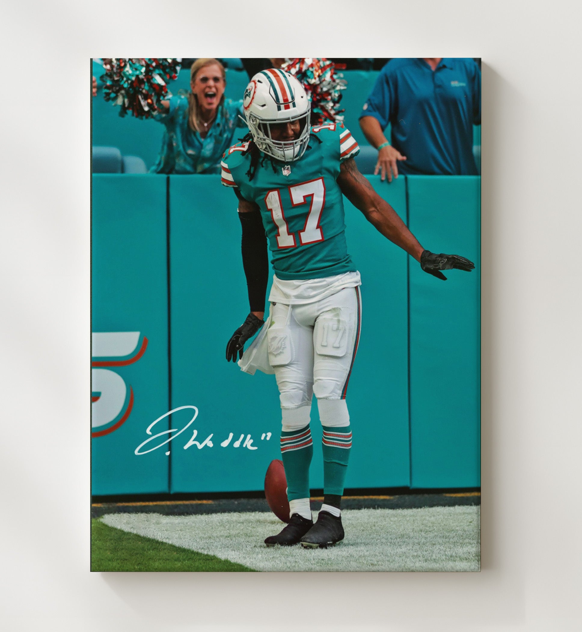 Jaylen Waddle - Waddle Dance Football Wall Art - football wall art print