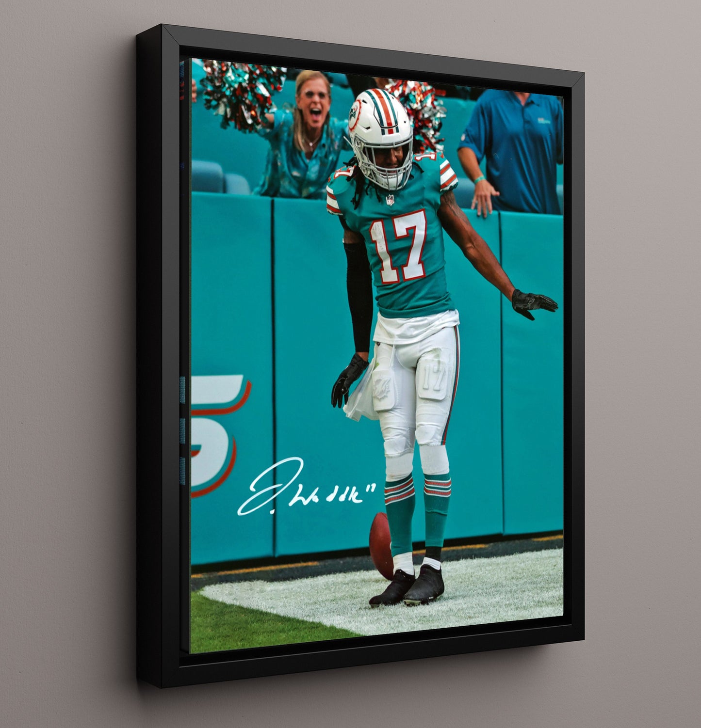 Jaylen Waddle - Waddle Dance Vintage Football Wall Art - 16x20 Framed Canvas football decor