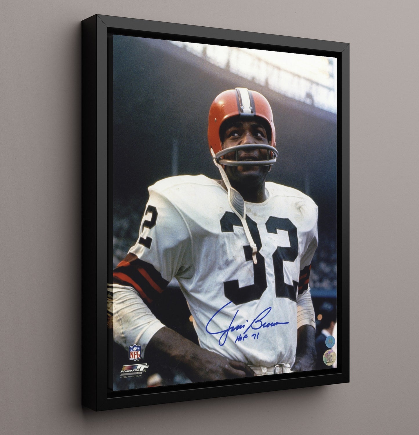 Jim Brown - Power and Grace Vintage Football Wall Art - 16x20 Framed Canvas football decor