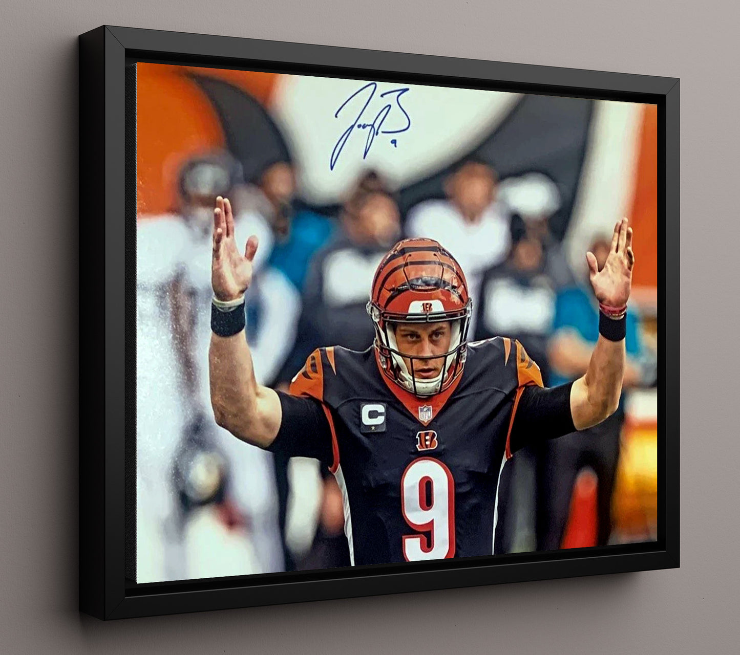 Joe Burrow - Bengal Leader Vintage Football Wall Art - 16x20 Framed Canvas football decor