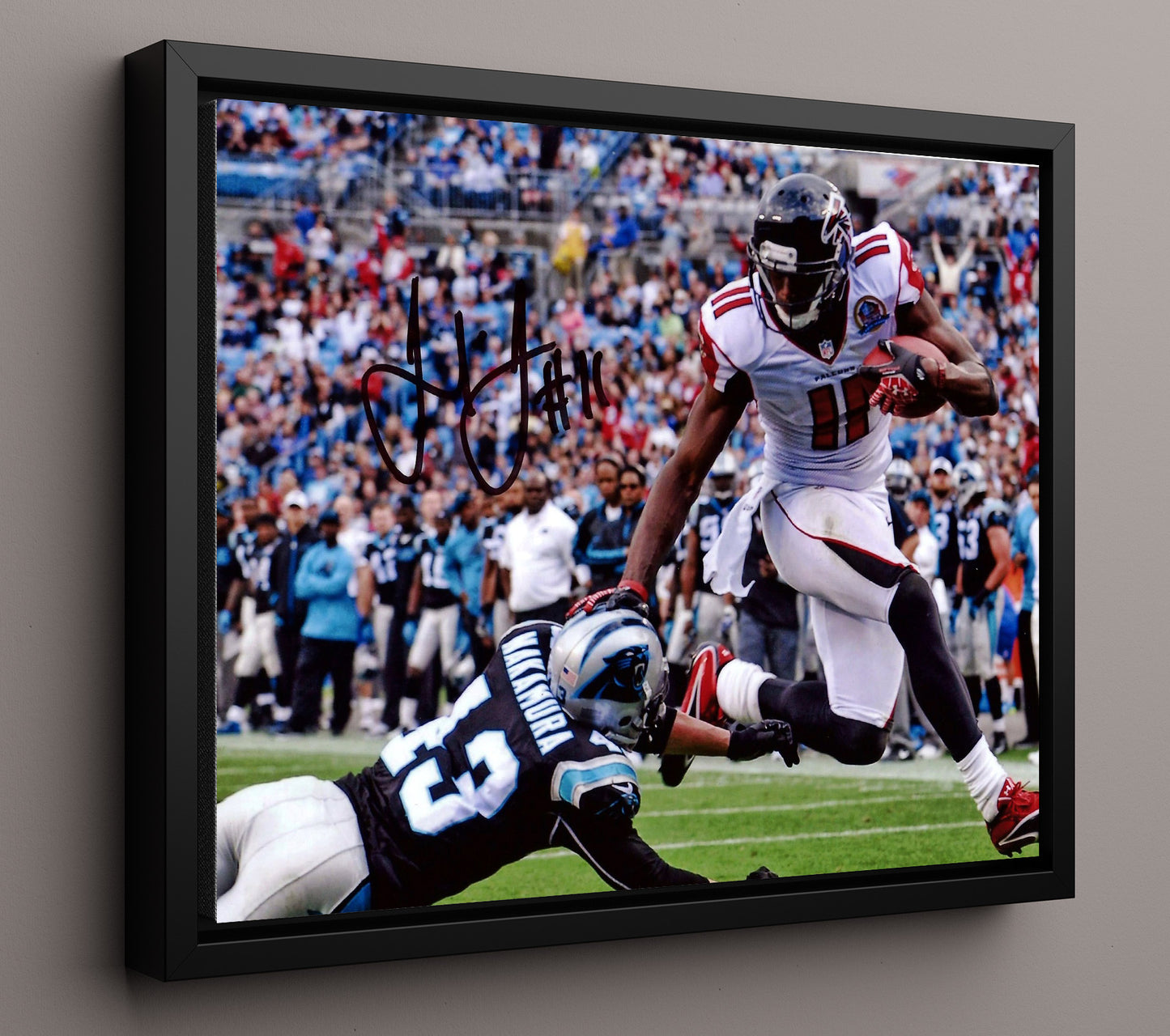 Julio Jones - Power Run Vintage Football Wall Art - 16x20 Framed Canvas football decor