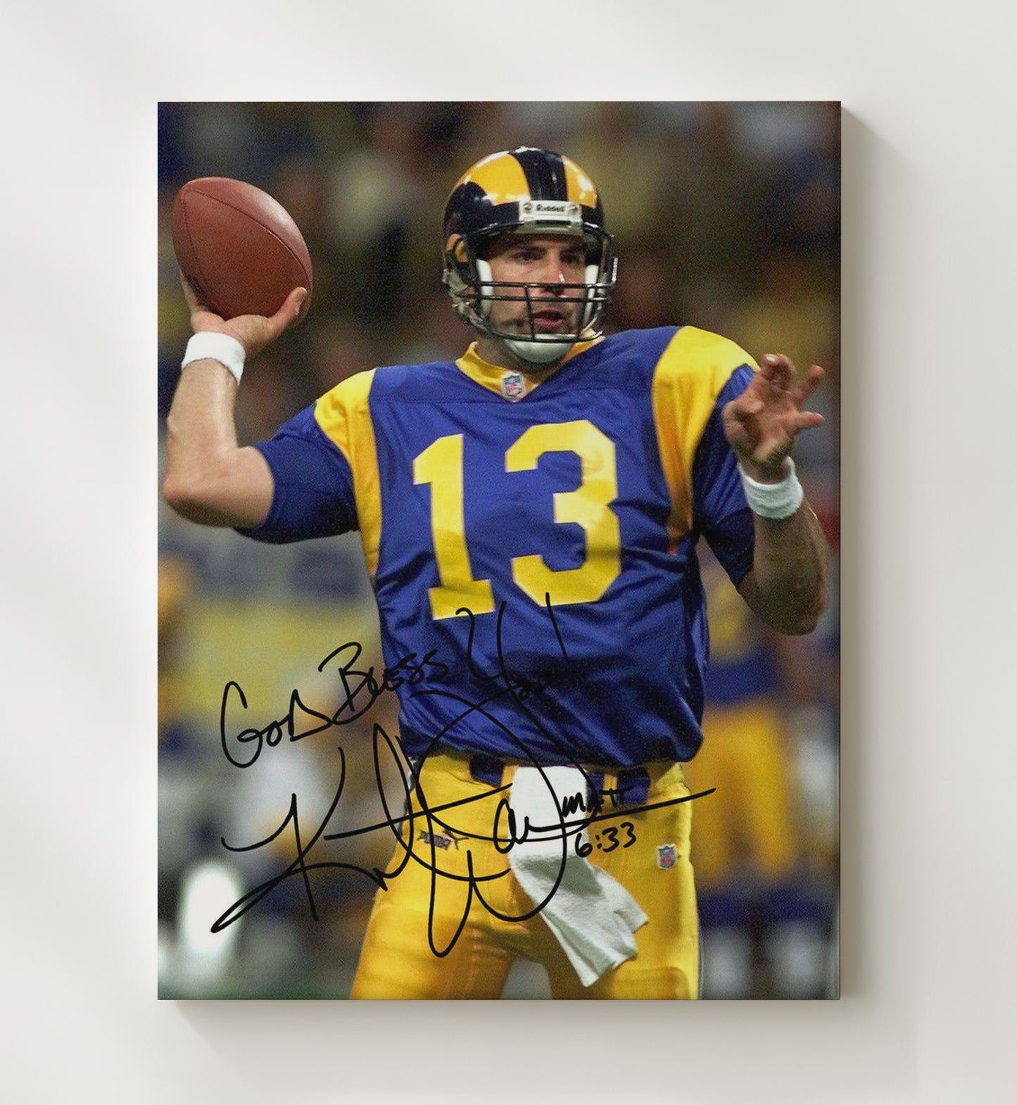 Kurt Warner - St Louis Football Quarterback Passing Play Vintage Football Wall Art - 20x24 Canvas football decor
