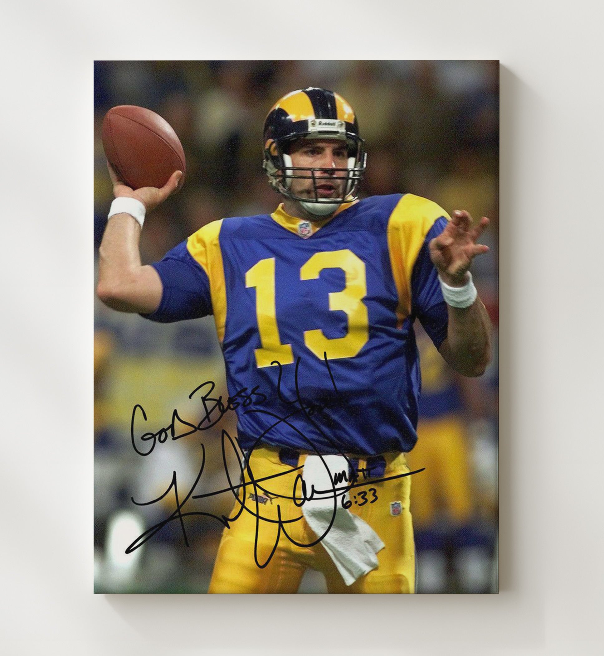 Kurt Warner - St Louis Football Quarterback Passing Play Vintage Football Wall Art - 20x24 Canvas football decor