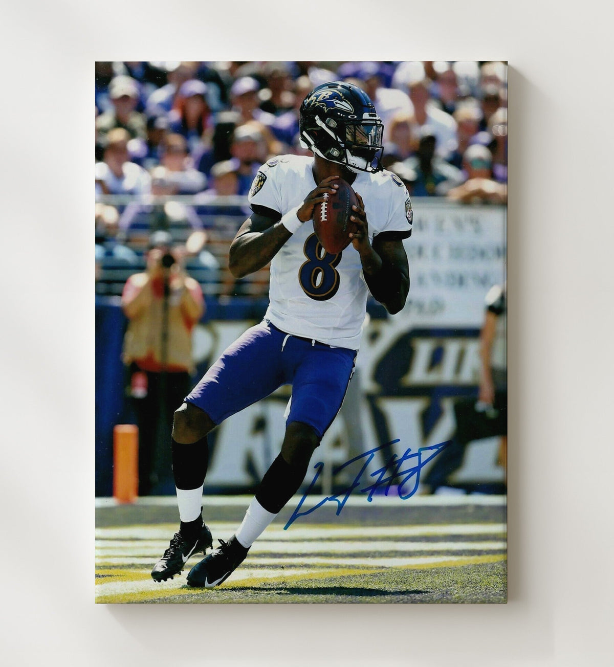 Lamar Jackson - Baltimore Football Quarterback in the Pocket Preparing to Pass 16x20 Gallery Frame vintage football wall art