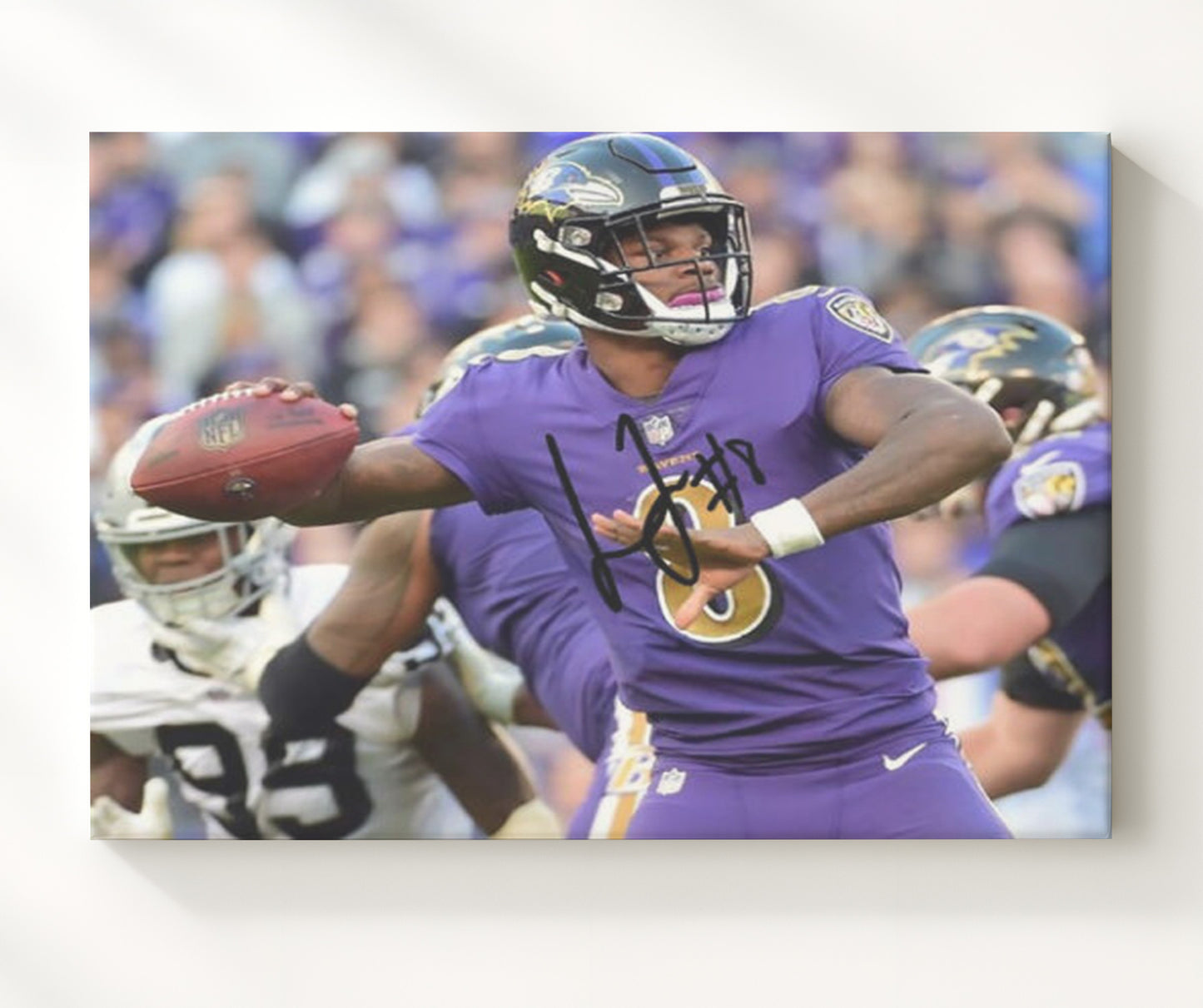 Lamar Jackson - Deep Strike Vintage Football Wall Art - 20x24 Canvas football decor