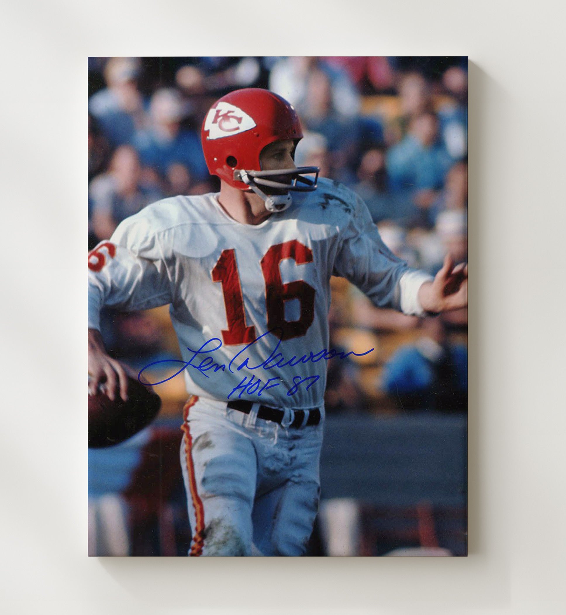 Len Dawson - Kansas City football Quarterback Rollout Pass HOF 87 Vintage Football Wall Art - 20x24 Canvas football decor