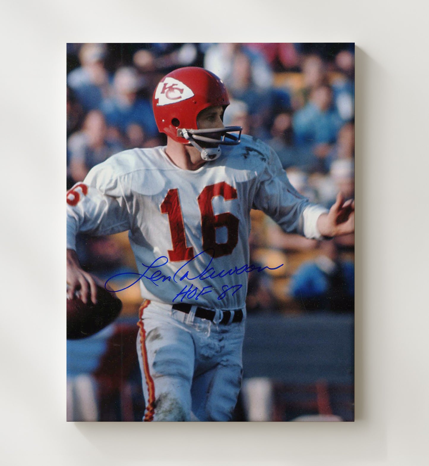 Len Dawson - Kansas City Football Quarterback Rollout Pass Hof 87 Football Wall Art - football wall art print