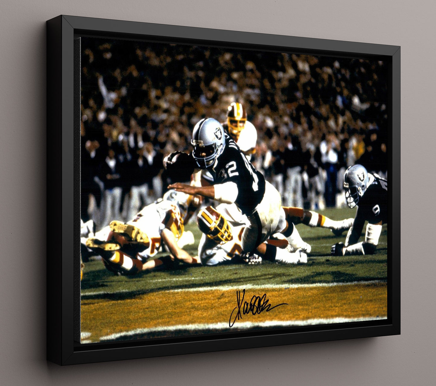 Marcus Allen - Super Bowl Xviii Power Run Oakland Football 1984 Football Wall Art - football wall art print